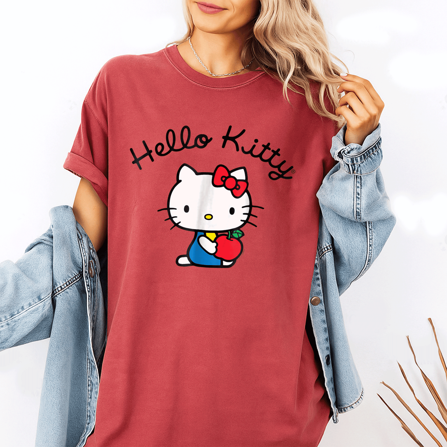 Cute Hello Kitty Retro Logo Tee Shirt for Stylish Fans - Classic Design, Perfect for Casual Wear and Nostalgic Vibes - 1