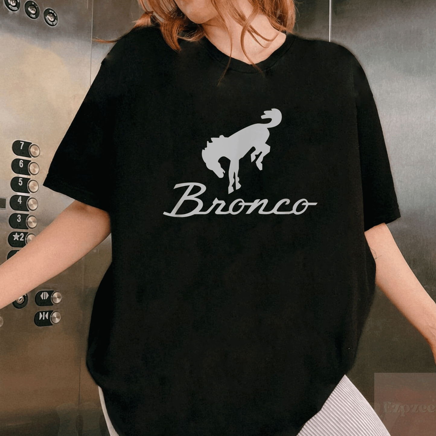 Stylish Ford Bronco Gray Logo T-Shirt for Enthusiasts - Comfortable and Trendy Design for Outdoor Adventures and Everyday Wear - 1