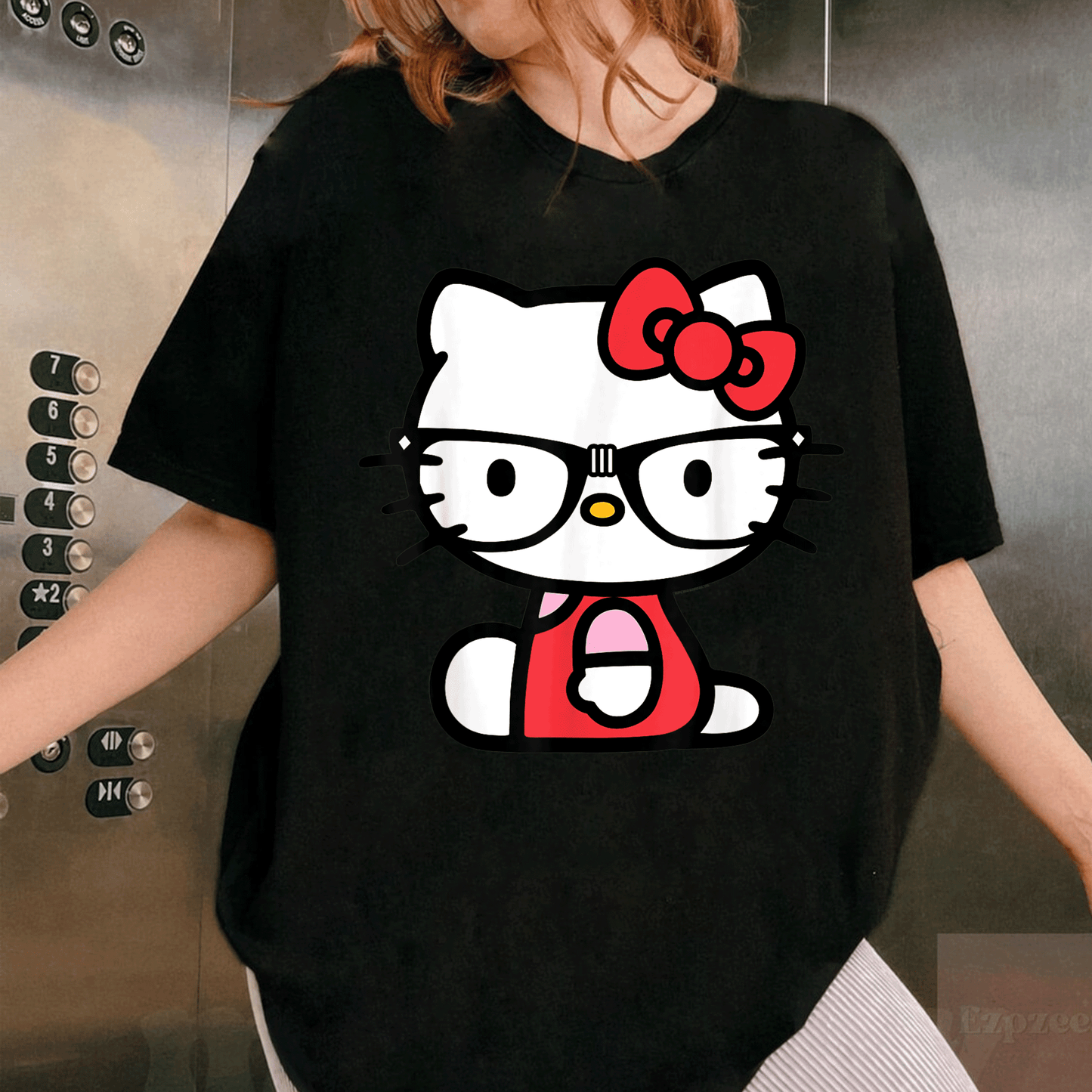 Cute Hello Kitty Nerd Glasses T-Shirt for Stylish Fans - Adorable Graphic Tee Perfect for Everyday Wear and Gift Ideas - 1