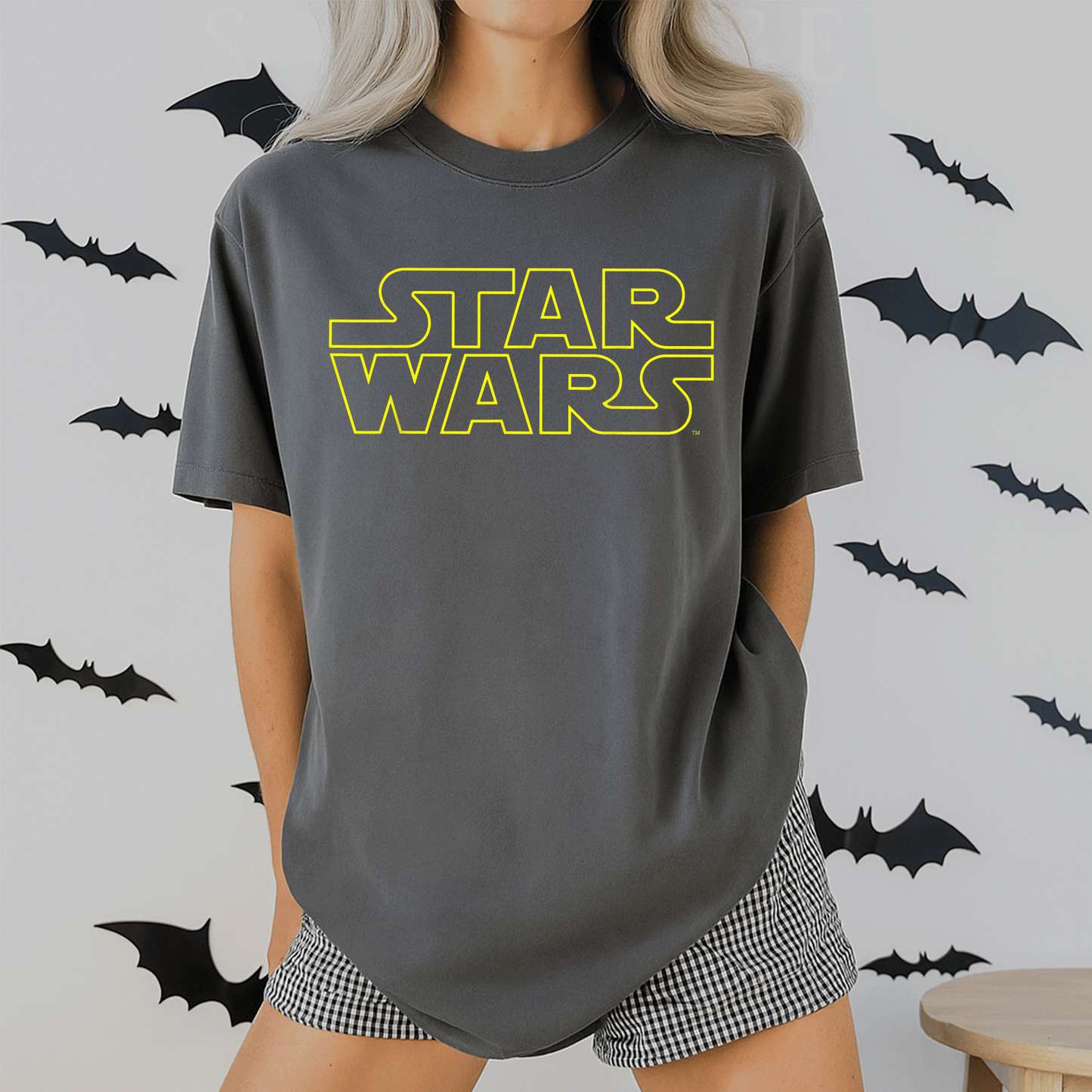 Star Wars Simple Logo Outline Graphic T-Shirt for Fans, Classic Design, Comfortable Fit, Perfect Gift for Sci-Fi Lovers - 2