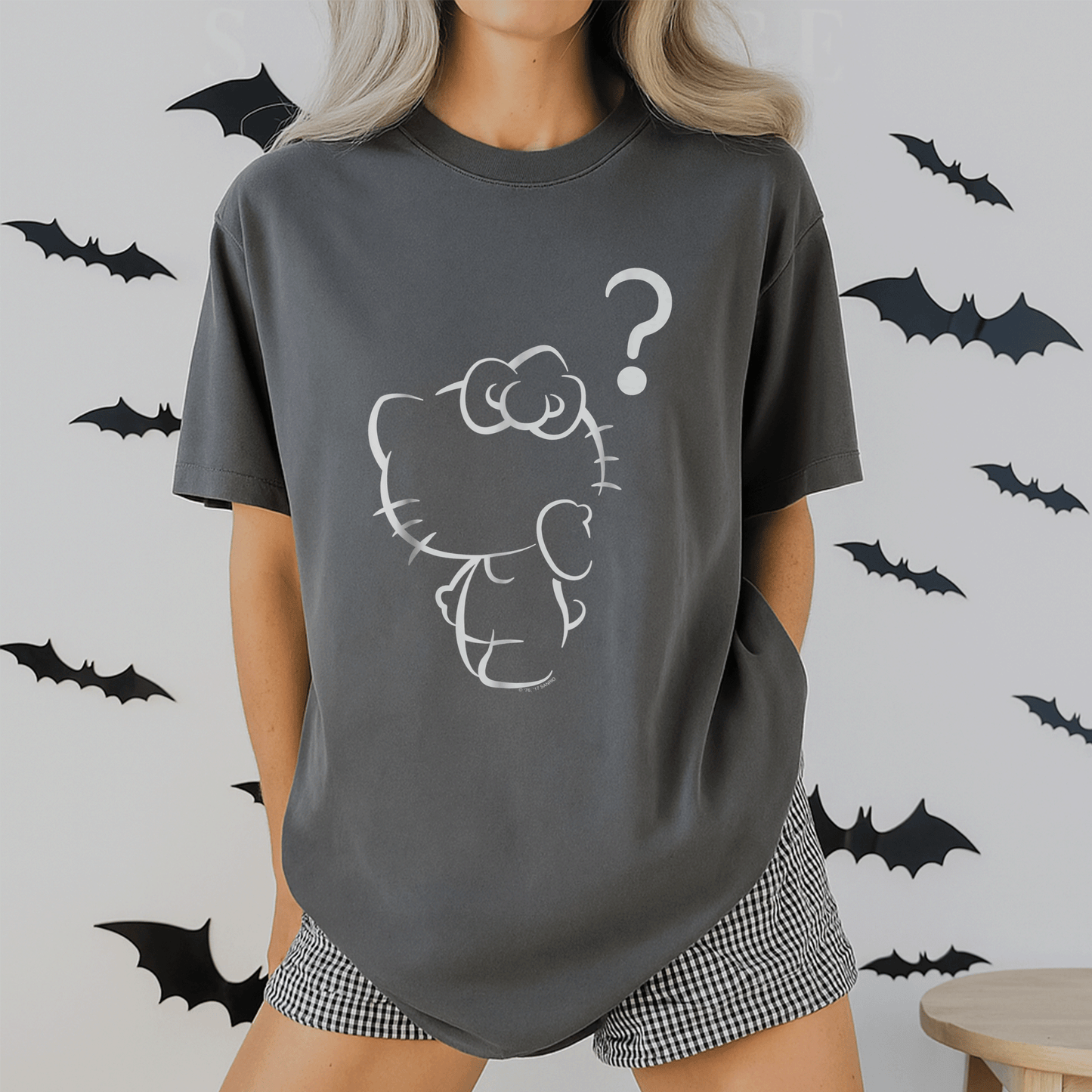 Cute Hello Kitty Question Mark Tee Shirt for Fans, Adorable Graphic Tee Perfect for Casual Wear and Gifts for All Ages - 2