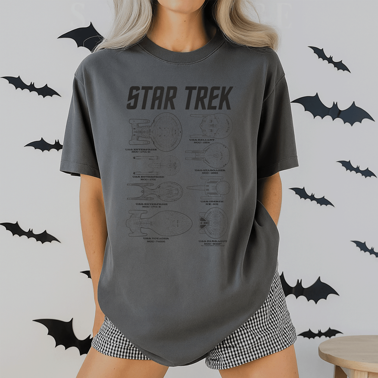 Stylish Star Trek Next Generation Ships Graphic T-Shirt for Fans - Perfect for Sci-Fi Lovers and Trekkies - 2