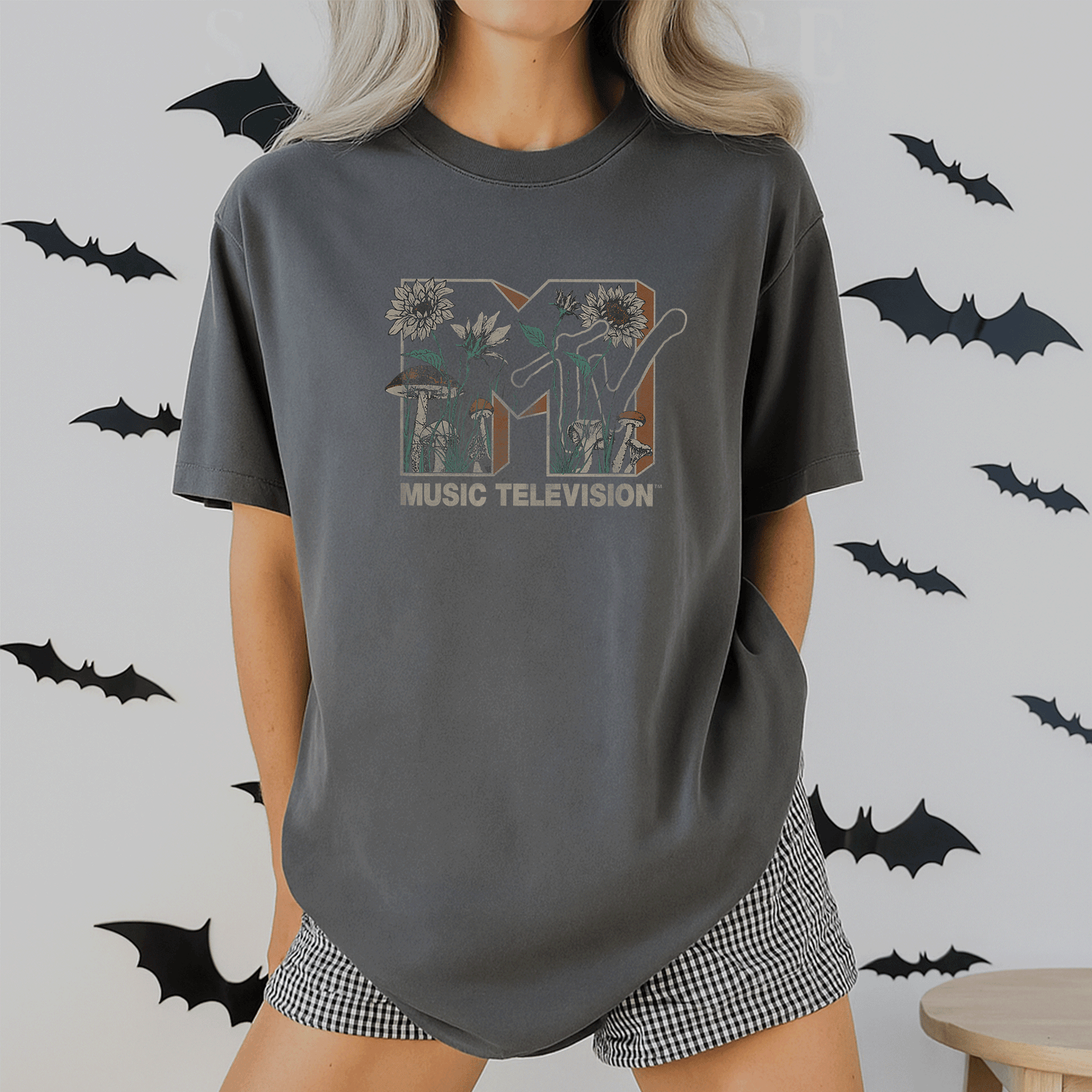 MTV Wild Flower Mushrooms Logo T-Shirt for Music Lovers - Trendy and Unique Graphic Tee for Creative Styles - 2