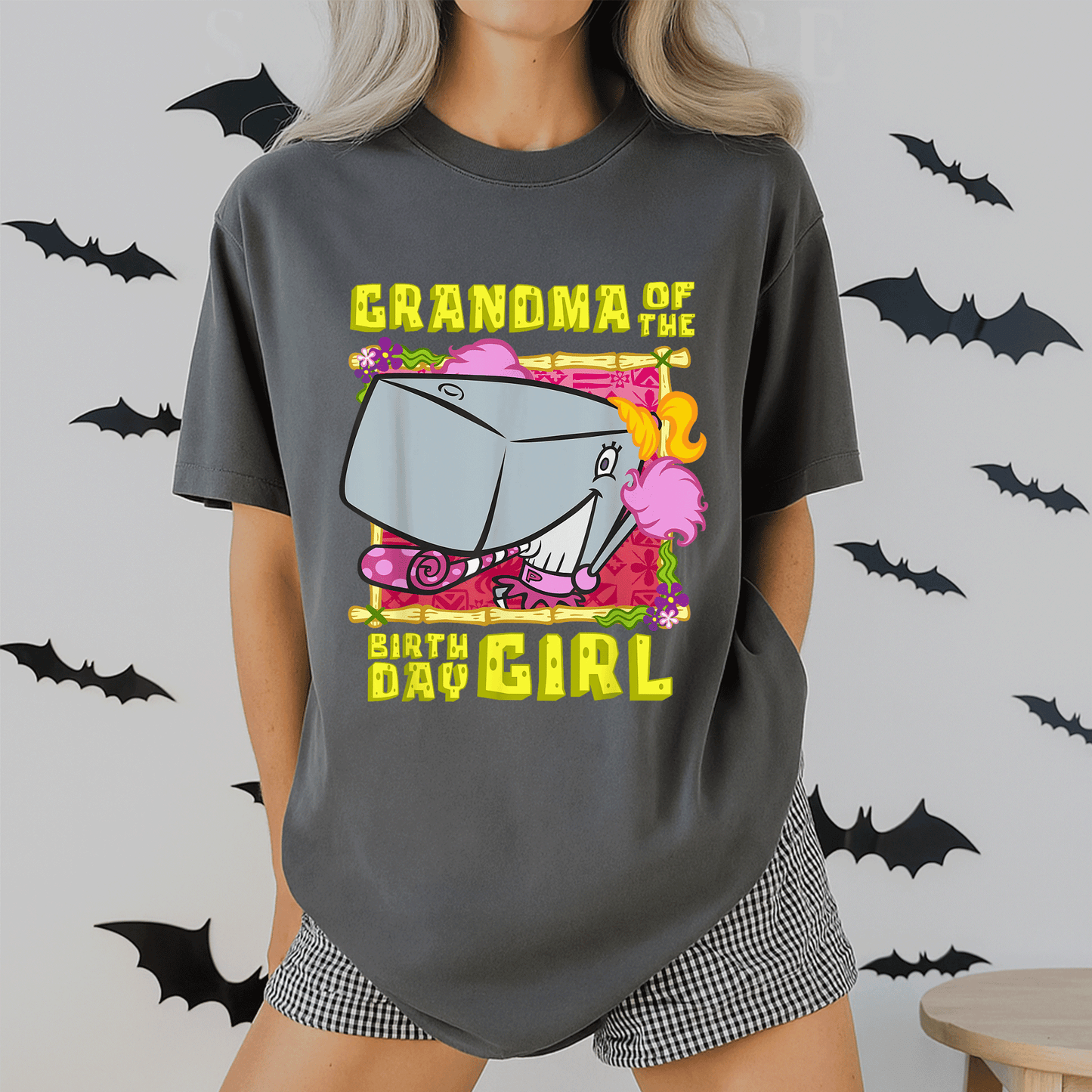SpongeBob SquarePants Grandma T-Shirt for Birthday Girls - Fun Pearl Design for Loving Grandmothers, Perfect Gift - 2