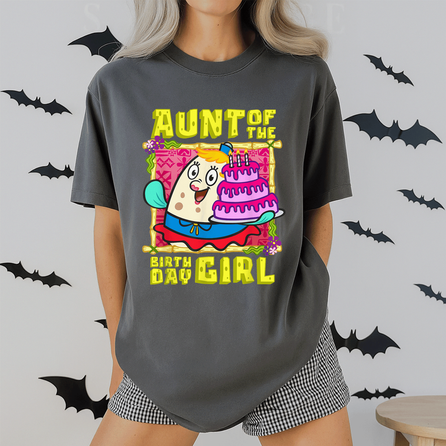 Mademark x SpongeBob SquarePants Aunt of the Birthday Girl T-Shirt with Fun Cake Design for Celebrating Special Days - 2