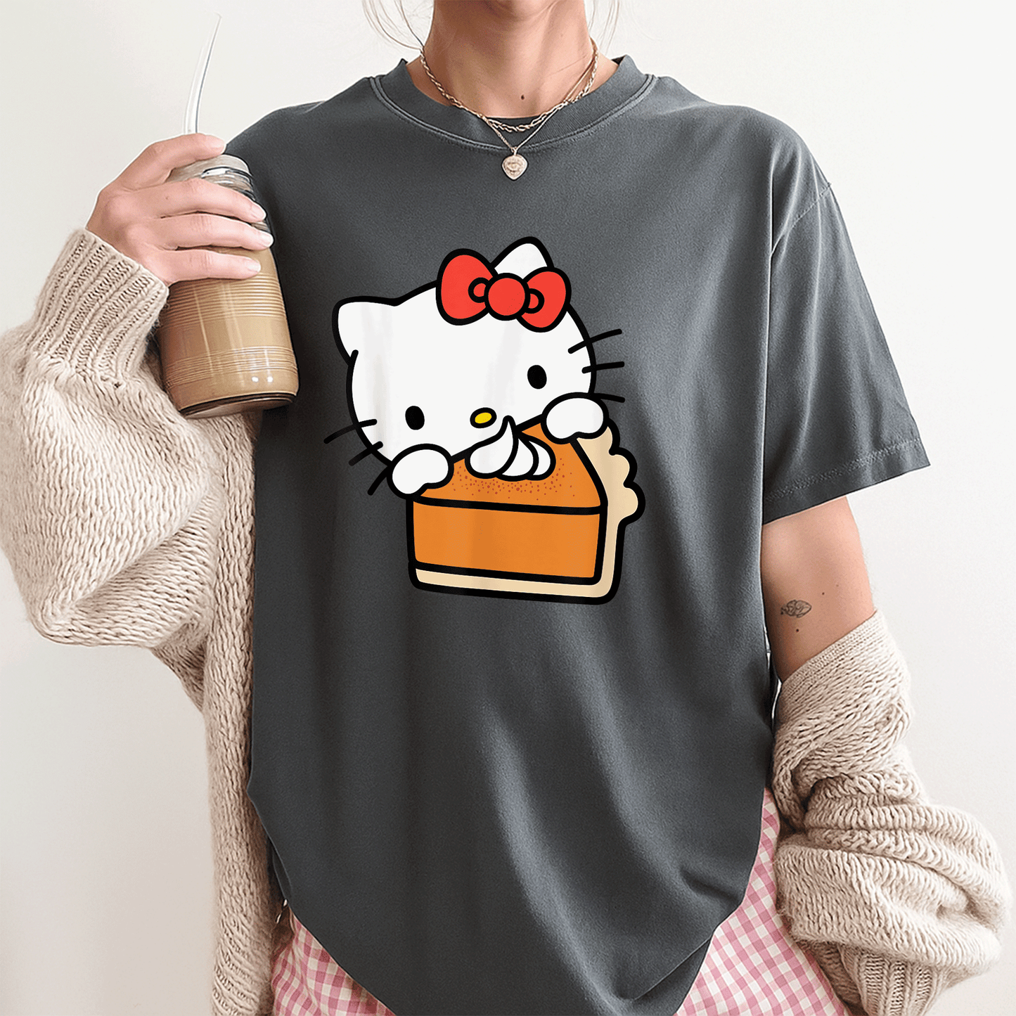 Hello Kitty Pumpkin Pie T-Shirt Adorable Fall Fashion for Cat Lovers Cute Graphic Tee Perfect for Halloween and Thanksgiving Celebrations - 3
