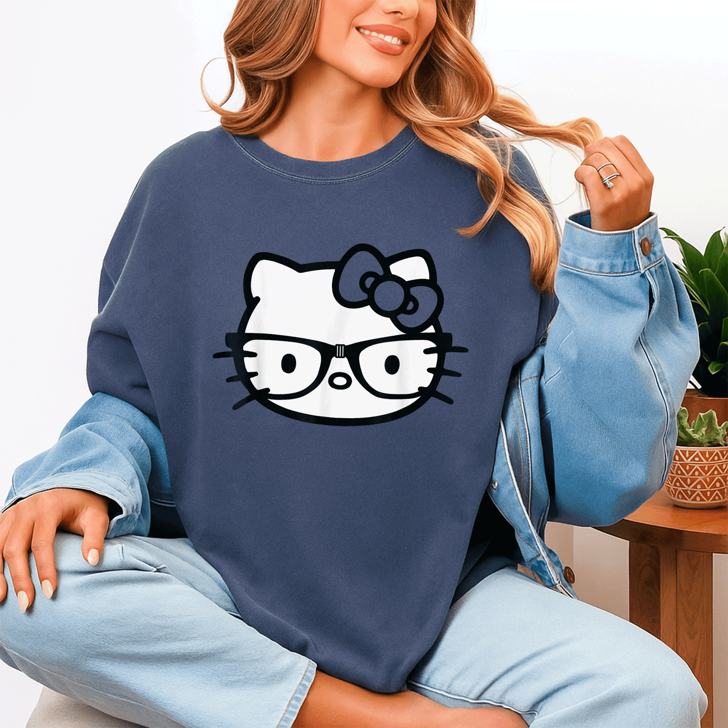 Hello Kitty Black and White Nerd Glasses T-Shirt for Cute Fashion Lovers – Stylish and Fun Graphic Tee for Everyday Wear - 4