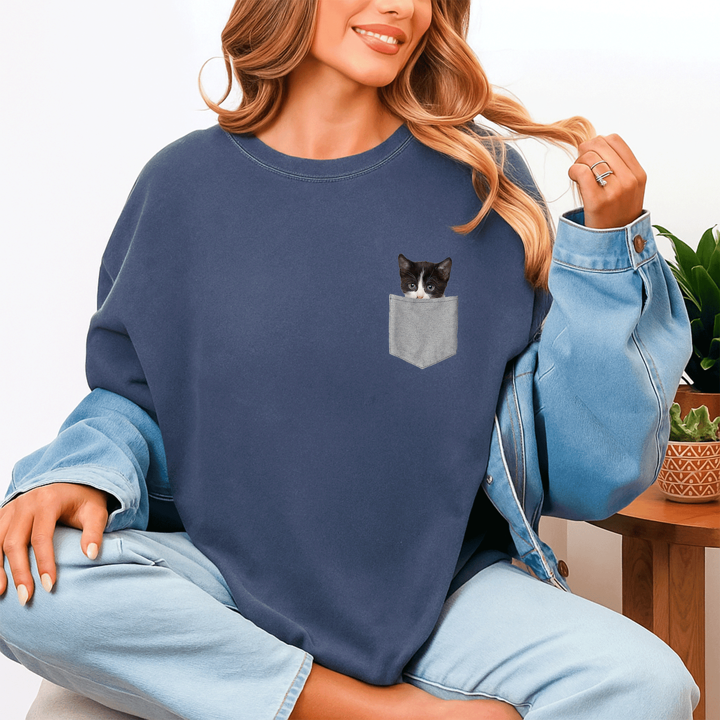 Adorable Cute Cat Peeking from Pocket T-Shirt for Cat Lovers - Fun and Comfy Tee for Cat Enthusiasts - 4