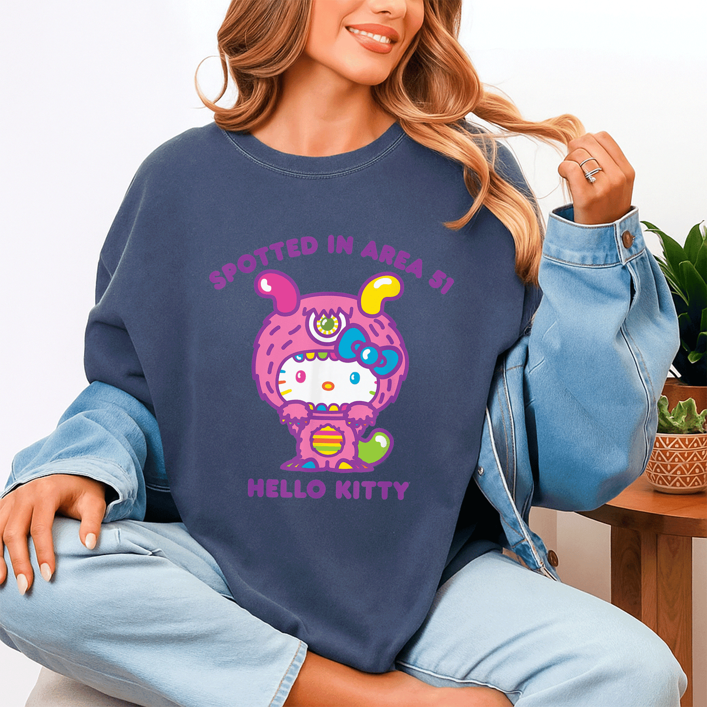 Cute Hello Kitty Spotted in Area 51 Alien Sighting T-Shirt for Fun Lovers and UFO Enthusiasts - Perfect Gift Idea! - 4