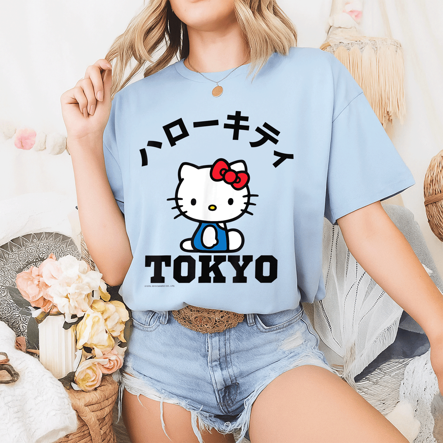 Cute Hello Kitty Tokyo Tee Shirt for Fans – Adorable Design Featuring Hello Kitty in Stylish Tokyo Fashion for Everyday Wear - 2