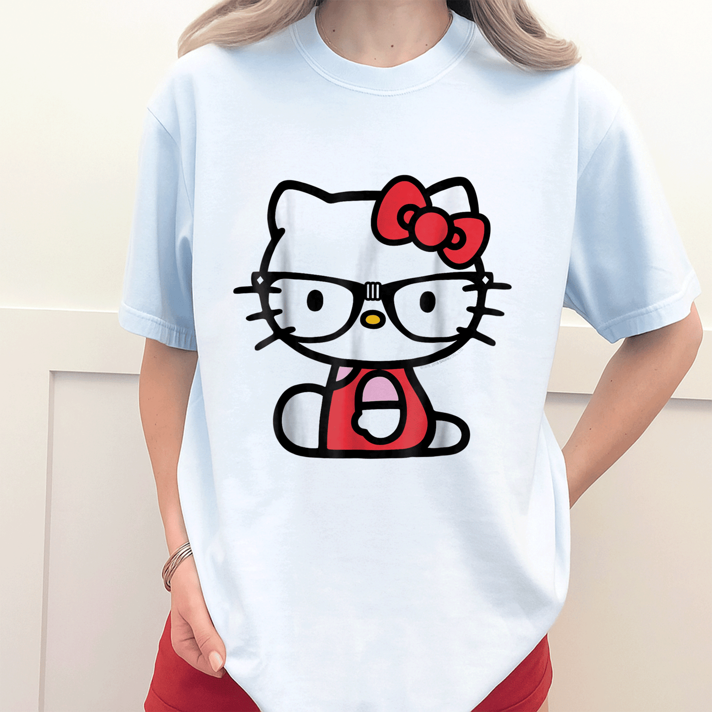 Cute Hello Kitty Nerd Glasses Tee Shirt Perfect for Fans Stylish Graphic Tee with Adorable Kitty Design for Everyday Wear - 3