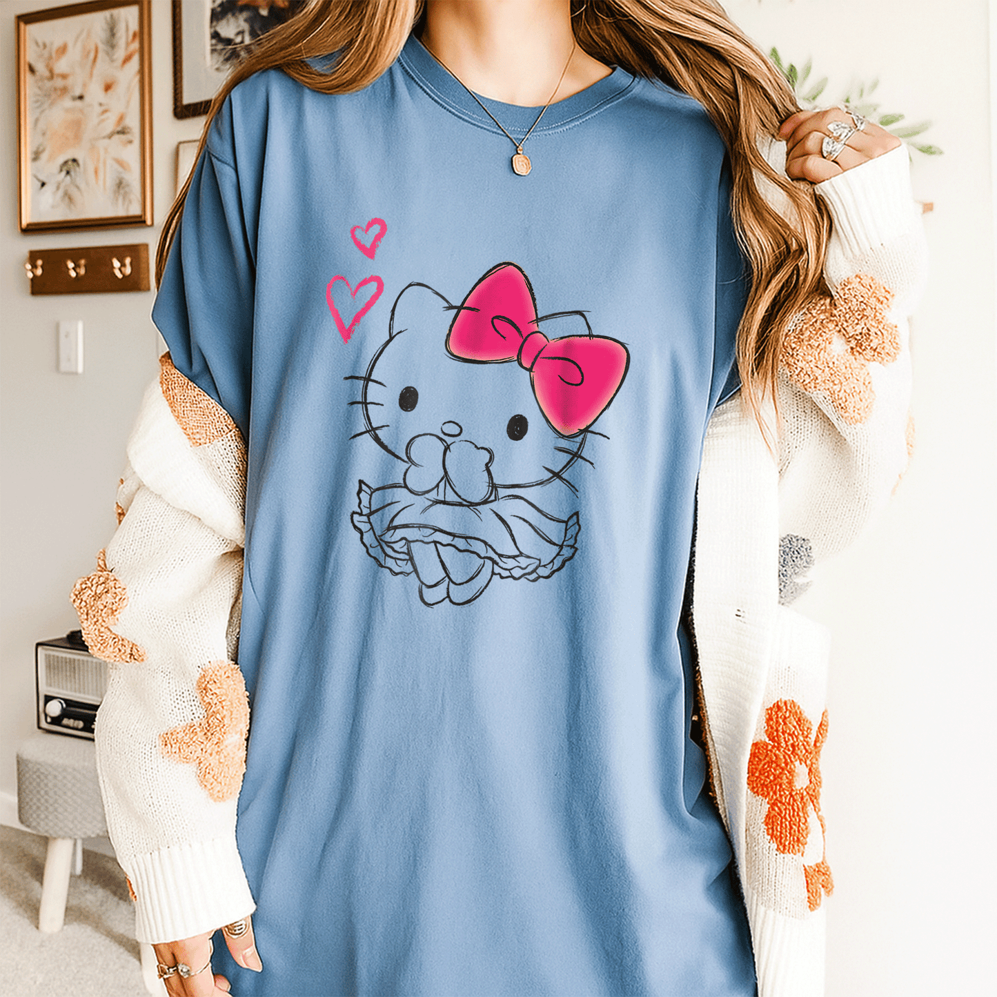 Cute Hello Kitty Girly Hearts Tee Shirt for Kids, Adorable Pink Graphic Design, Perfect Gift for Cat Lovers and Fashionistas - 4