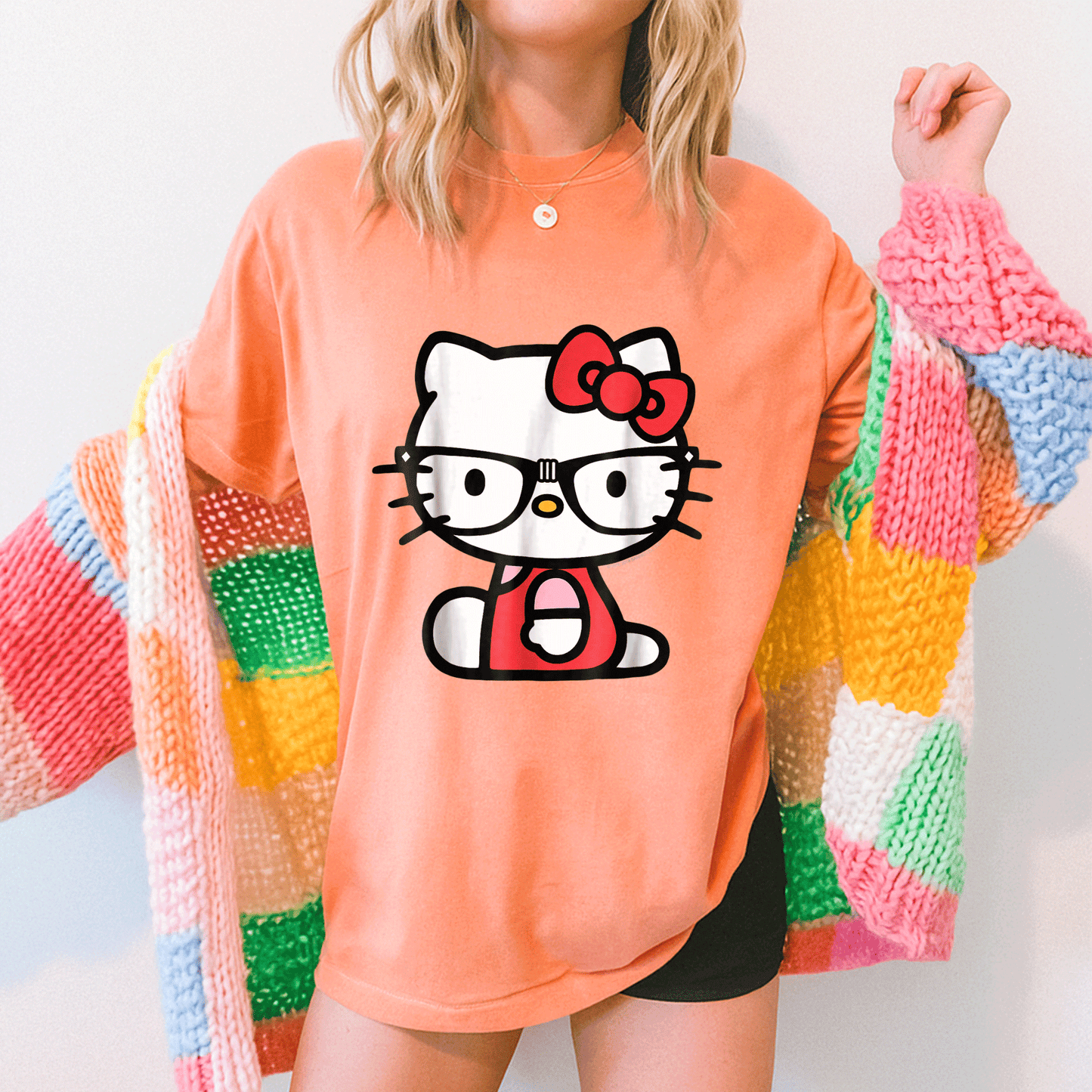 Cute Hello Kitty Nerd Glasses Tee Shirt Perfect for Fans Stylish Graphic Tee with Adorable Kitty Design for Everyday Wear - 5
