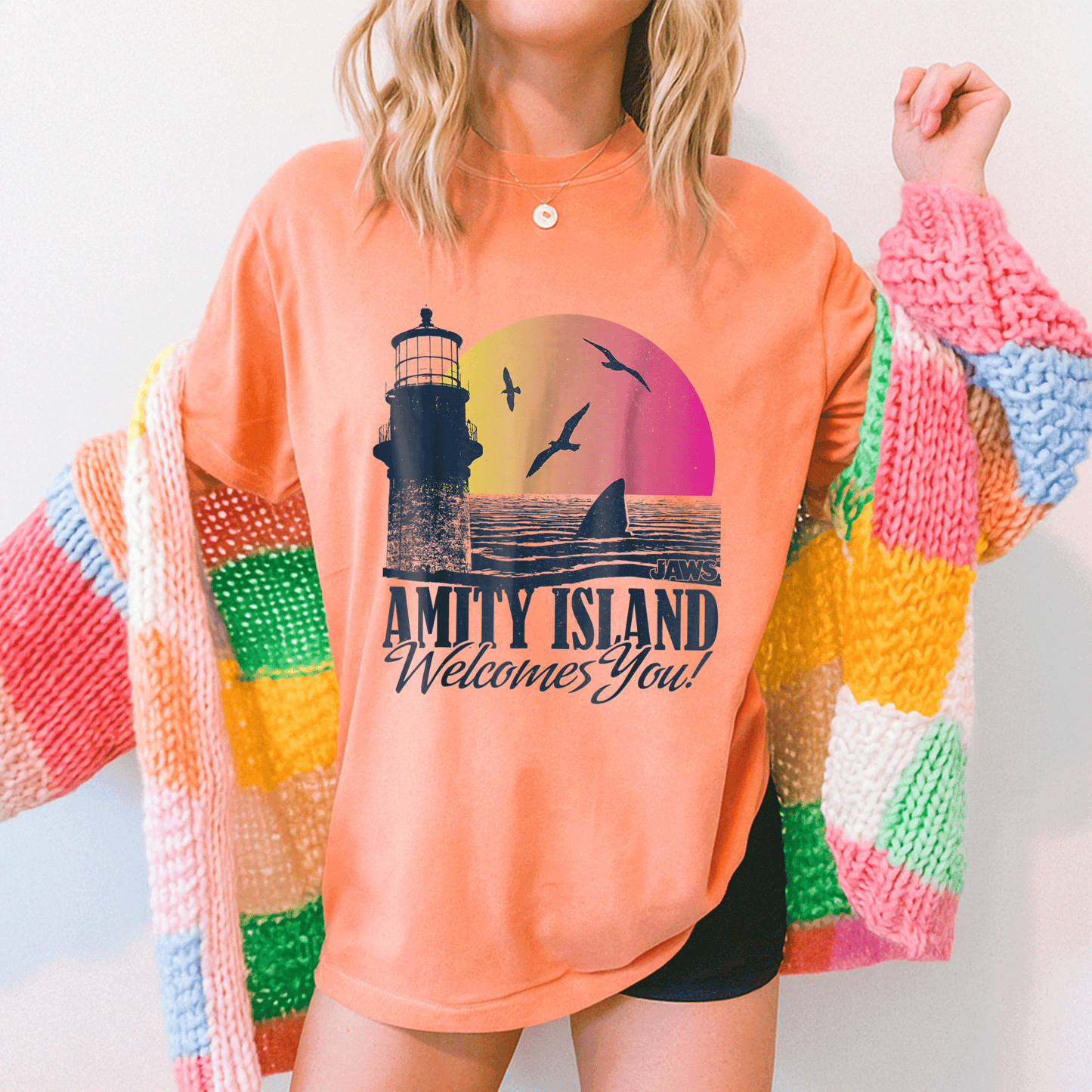 Jaws Sunset Amity Island Graphic T-Shirt Embrace the Beach Vibes in Style Perfect for Horror and Movie Fans - 5