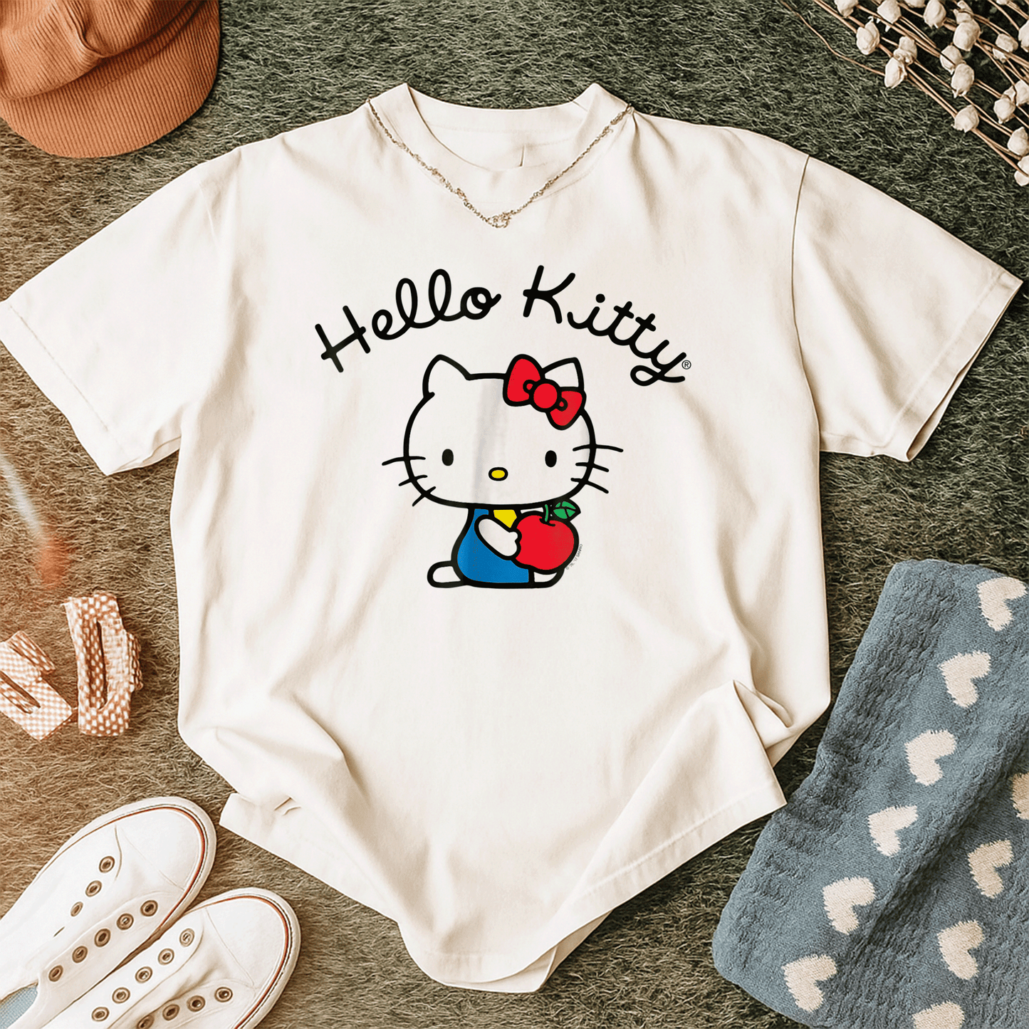 Cute Hello Kitty Retro Logo Tee Shirt for Stylish Fans - Classic Design, Perfect for Casual Wear and Nostalgic Vibes - 12