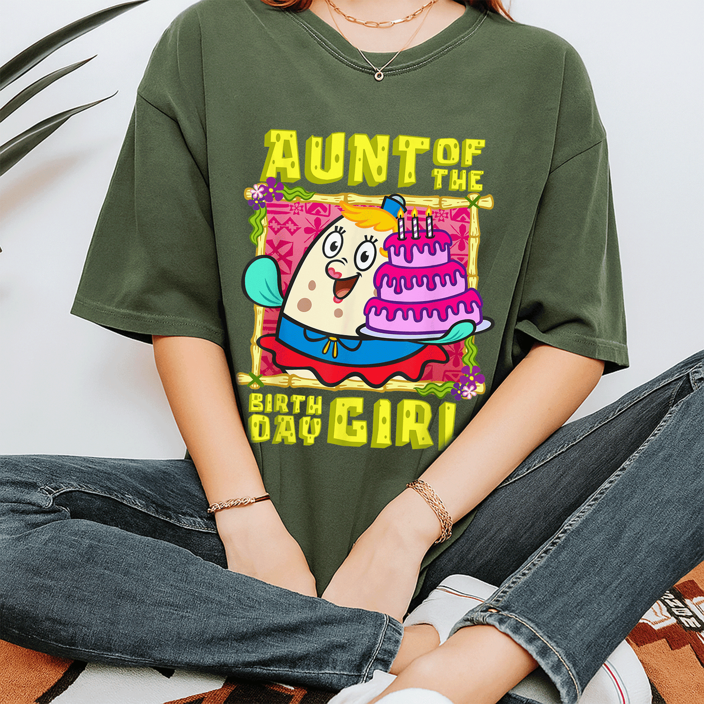 Mademark x SpongeBob SquarePants Aunt of the Birthday Girl T-Shirt with Fun Cake Design for Celebrating Special Days - 7