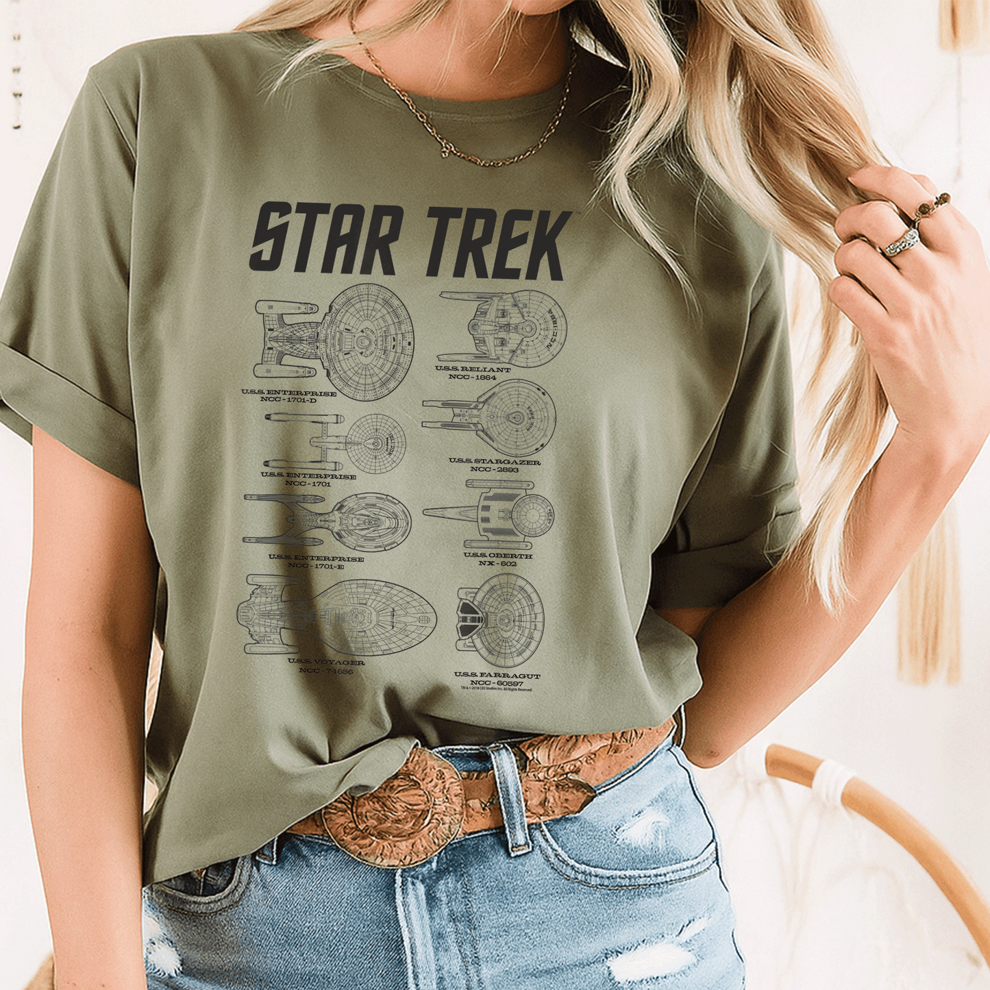 Stylish Star Trek Next Generation Ships Graphic T-Shirt for Fans - Perfect for Sci-Fi Lovers and Trekkies - 8