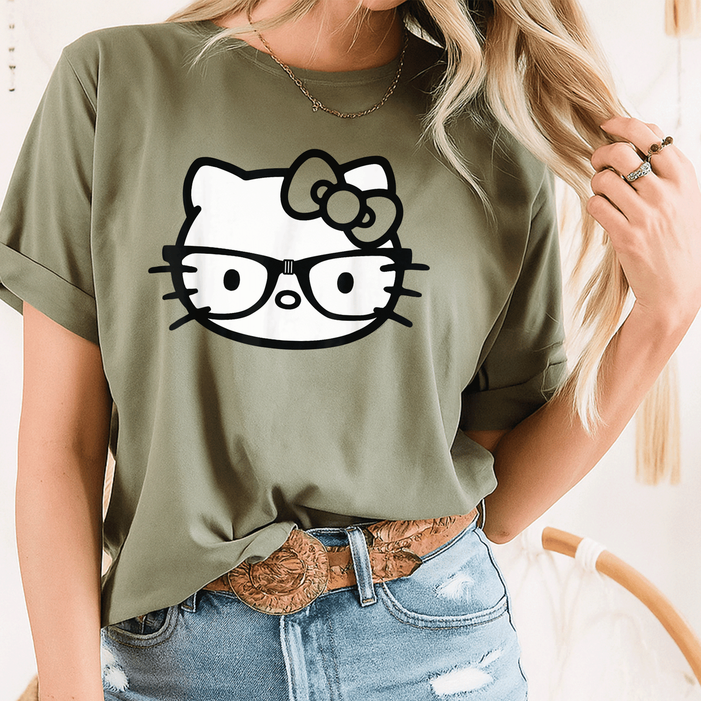 Hello Kitty Black and White Nerd Glasses T-Shirt for Cute Fashion Lovers – Stylish and Fun Graphic Tee for Everyday Wear - 8