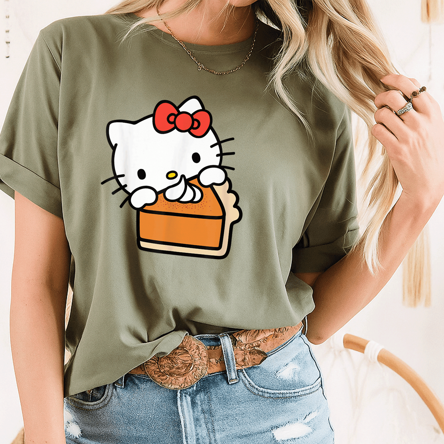 Hello Kitty Pumpkin Pie T-Shirt Adorable Fall Fashion for Cat Lovers Cute Graphic Tee Perfect for Halloween and Thanksgiving Celebrations - 8