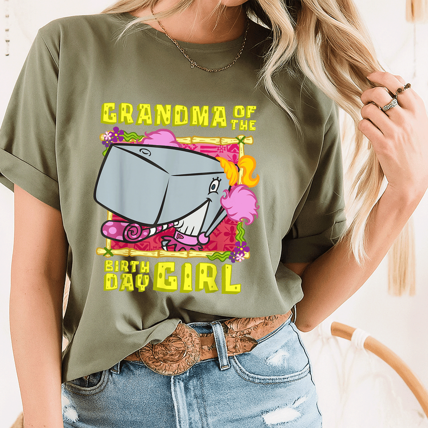 SpongeBob SquarePants Grandma T-Shirt for Birthday Girls - Fun Pearl Design for Loving Grandmothers, Perfect Gift - 8