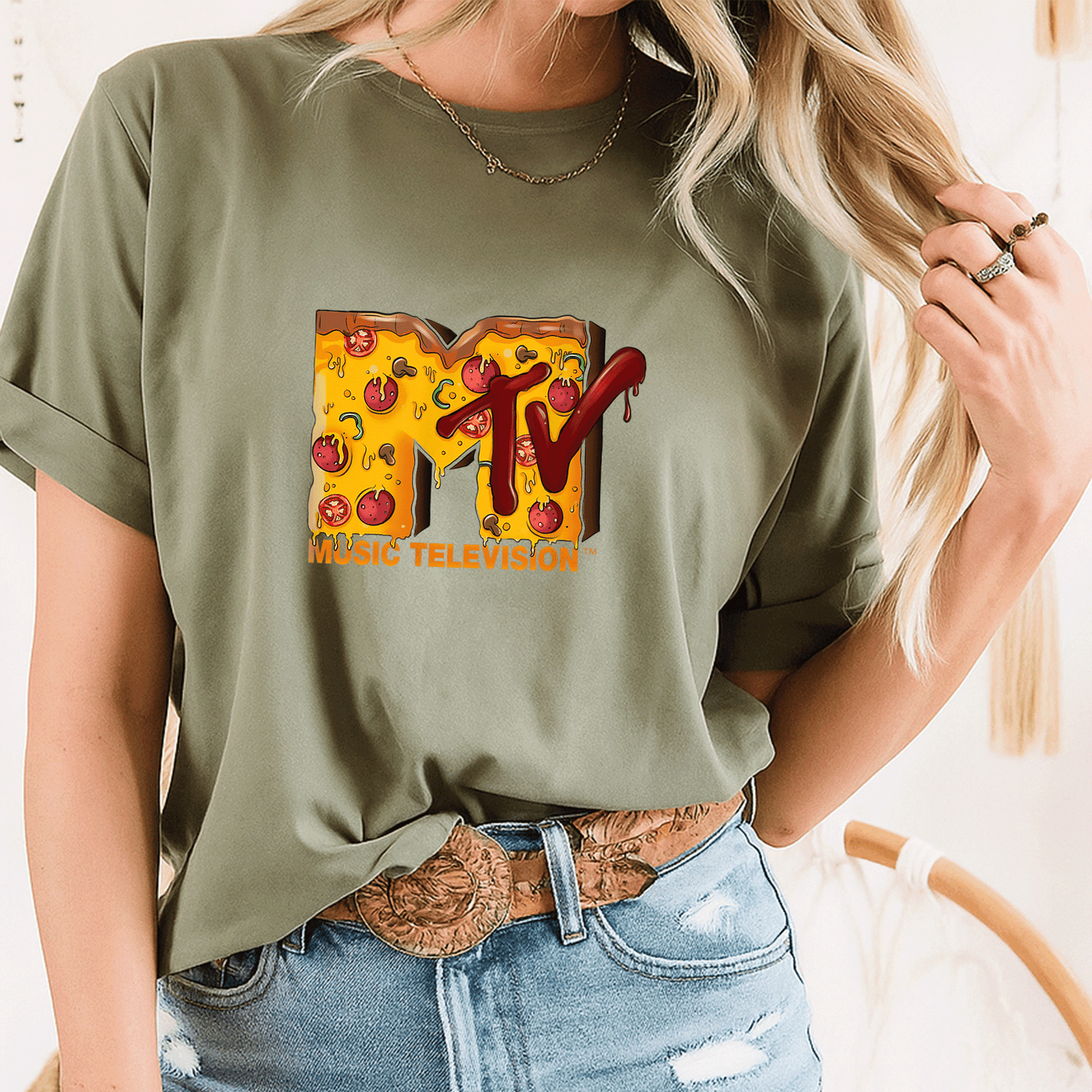 Mademark x MTV Pizza Lover T-Shirt Featuring Original MTV Logo β Perfect for Foodies and Music Fans Alike! - 8