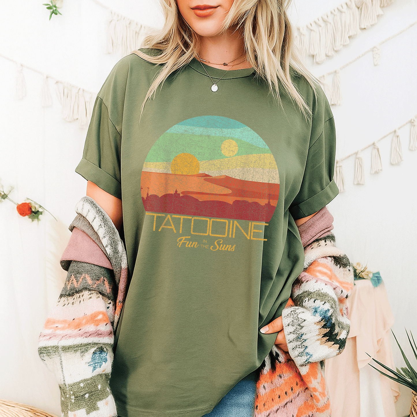 Star Wars Tatooine Postcard T-Shirt featuring Iconic Desert Landscape - Perfect Gift for Fans and Collectors - 9