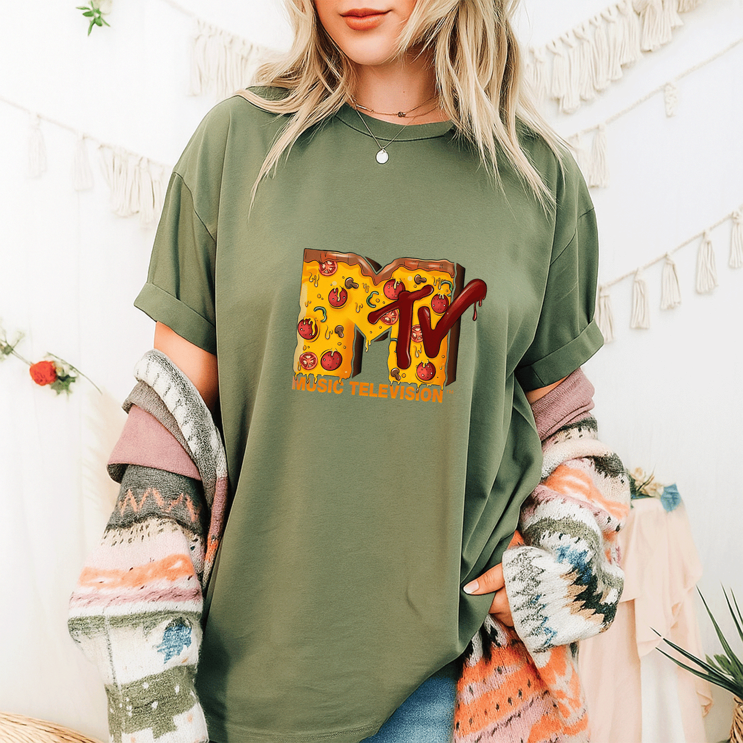 Mademark x MTV Pizza Lover T-Shirt Featuring Original MTV Logo β Perfect for Foodies and Music Fans Alike! - 9