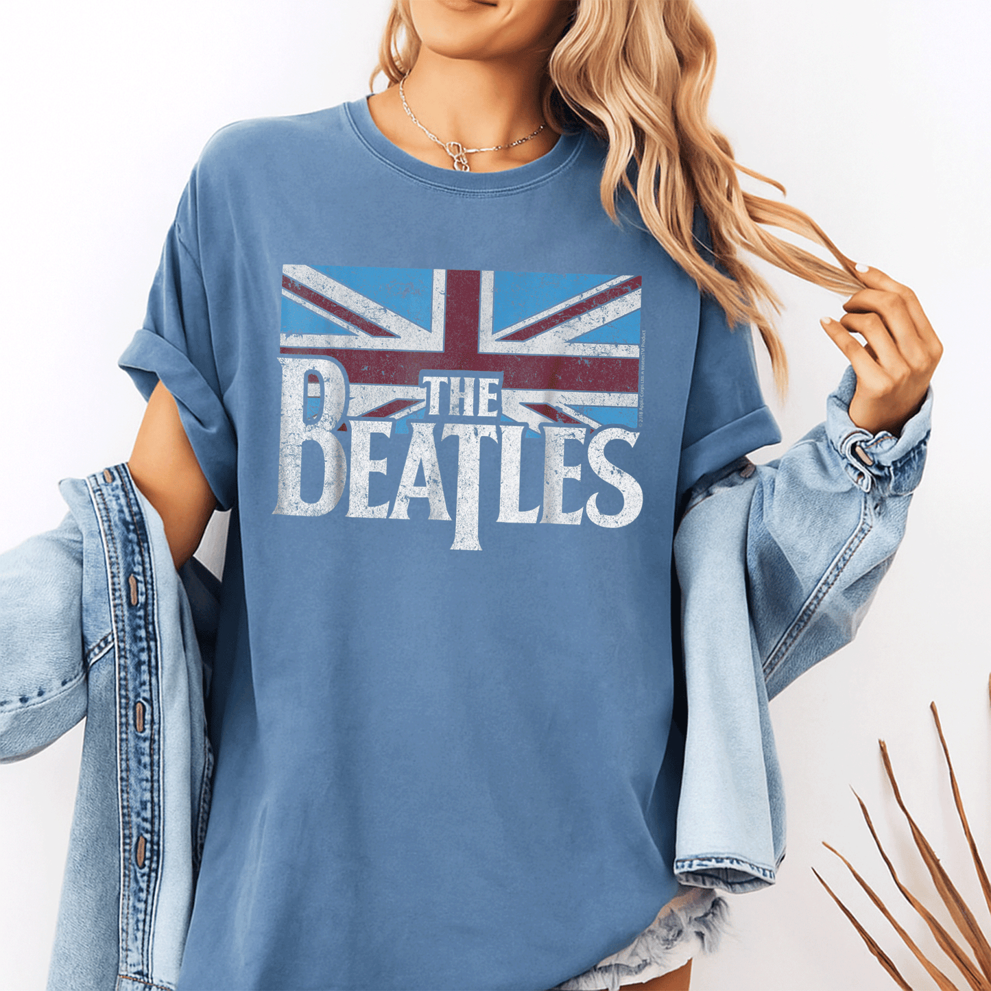 Stylish The Beatles British Flag T-Shirt in Red, White, and Blue – Perfect for Fans and Fashion Lovers Alike! - 10