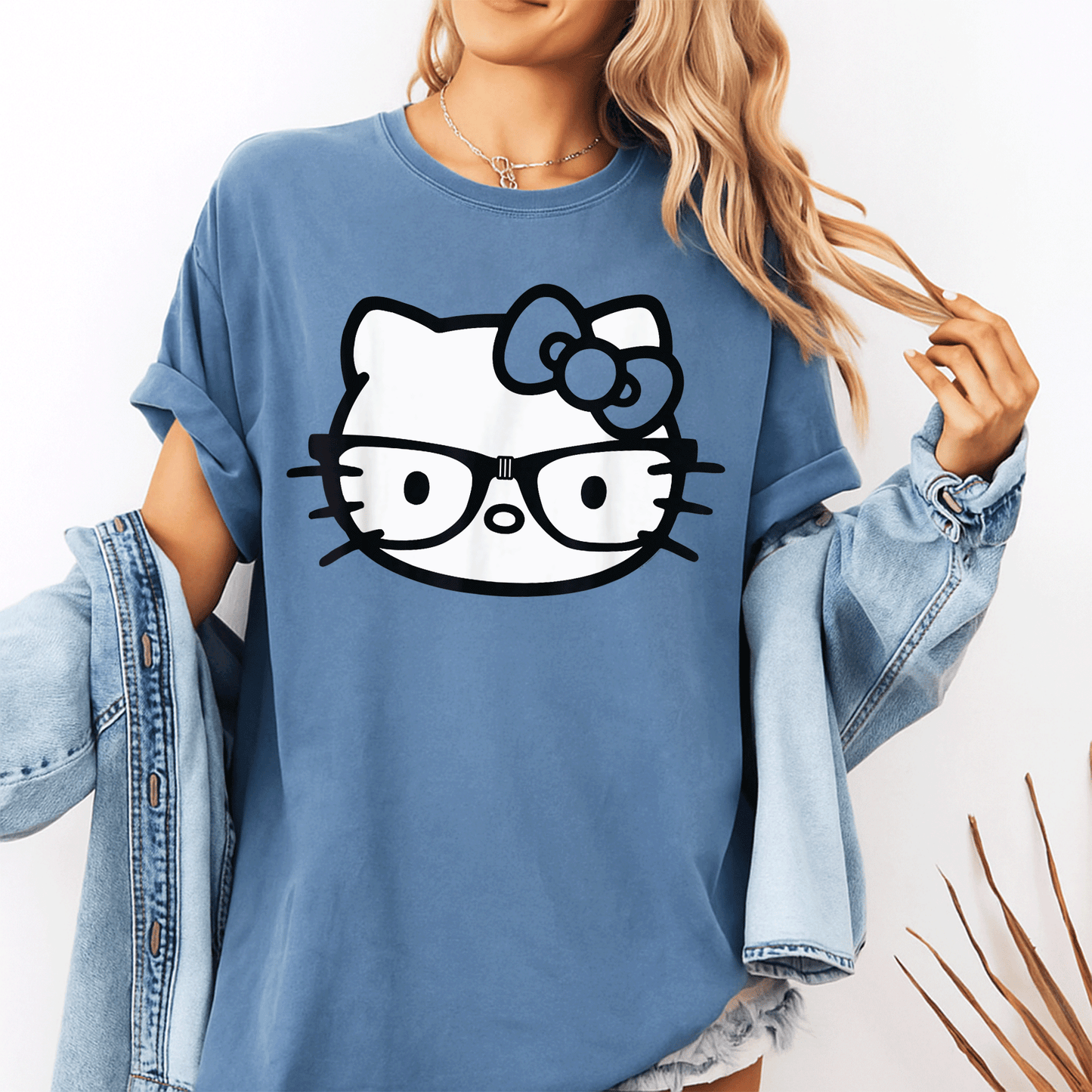 Hello Kitty Black and White Nerd Glasses T-Shirt for Cute Fashion Lovers – Stylish and Fun Graphic Tee for Everyday Wear - 10