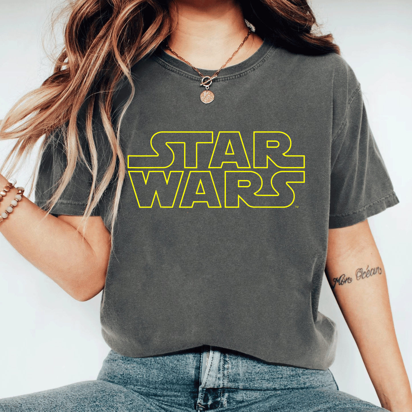 Star Wars Simple Logo Outline Graphic T-Shirt for Fans, Classic Design, Comfortable Fit, Perfect Gift for Sci-Fi Lovers - 11