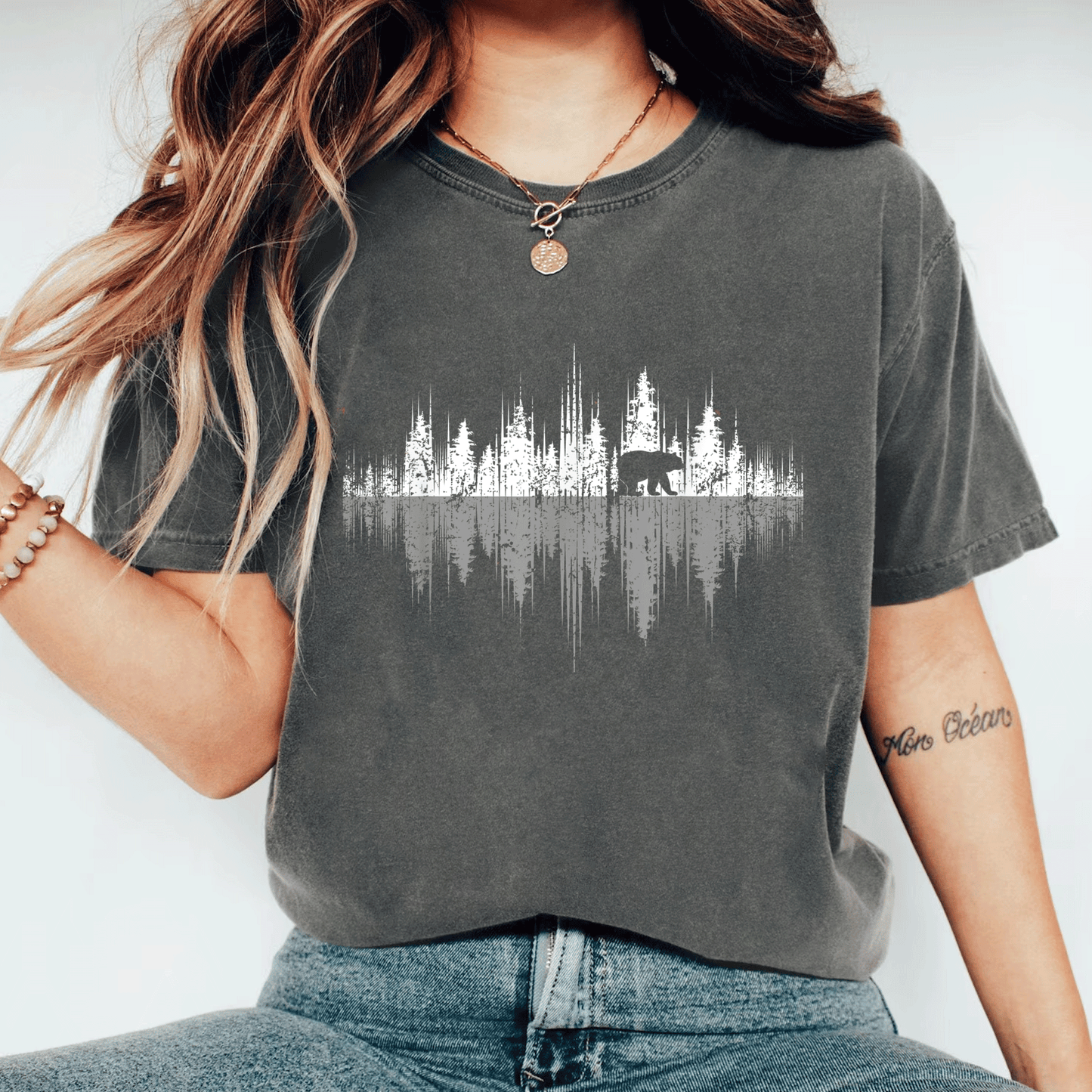 Nature-Inspired Bear Reflection T-Shirt for Wildlife Lovers - Outdoor Forest Scene Graphic Tee for Nature Enthusiasts - 11