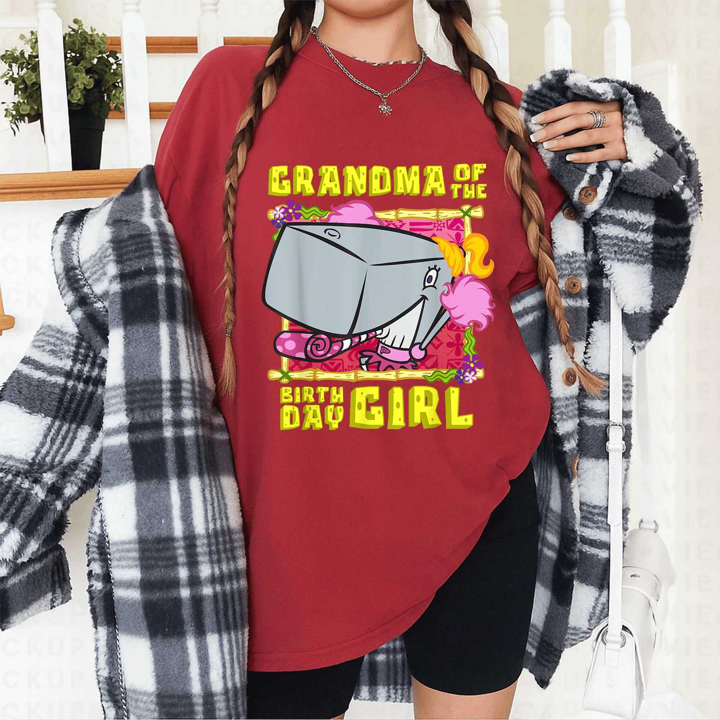 SpongeBob SquarePants Grandma T-Shirt for Birthday Girls - Fun Pearl Design for Loving Grandmothers, Perfect Gift - 12
