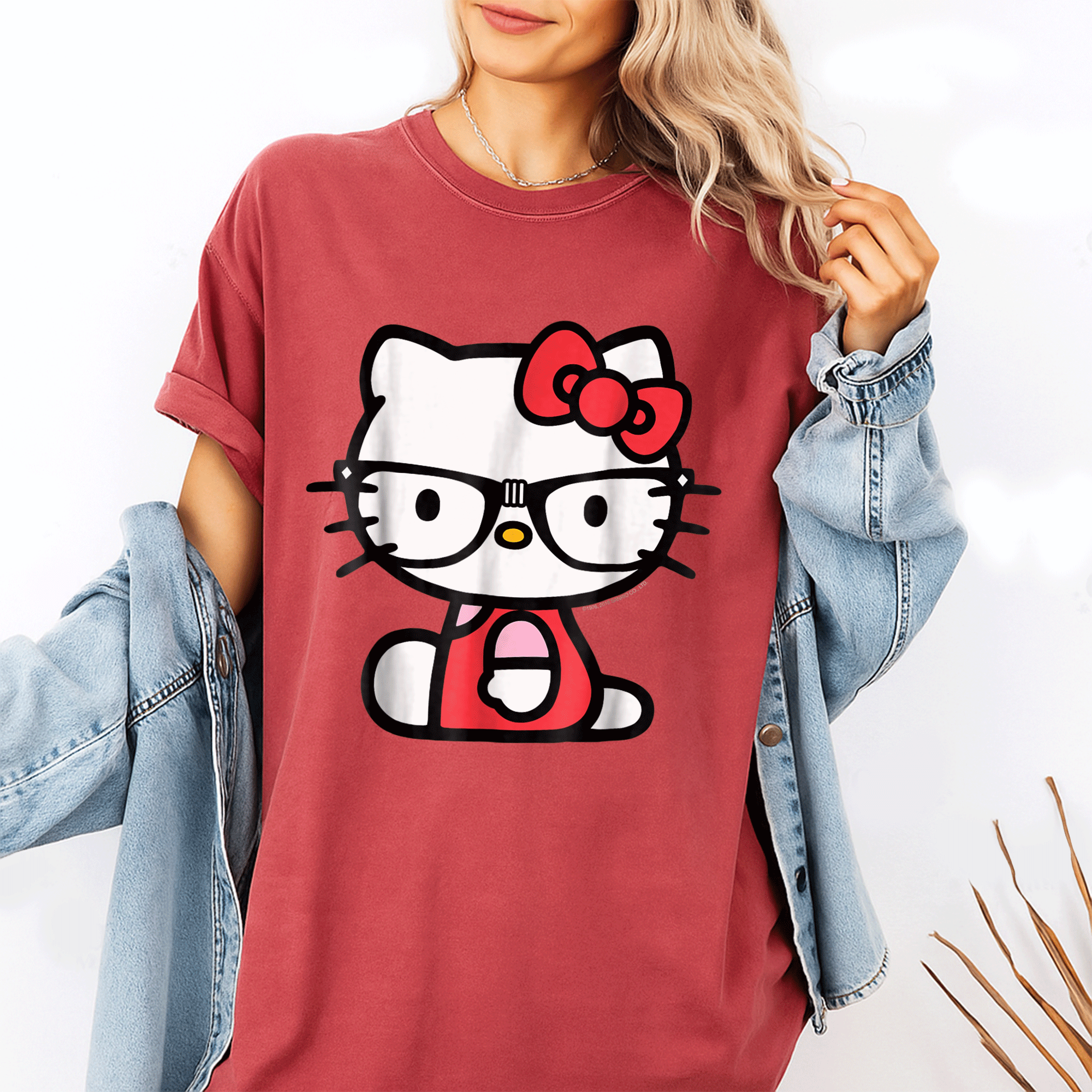 Cute Hello Kitty Nerd Glasses Tee Shirt Perfect for Fans Stylish Graphic Tee with Adorable Kitty Design for Everyday Wear - 1