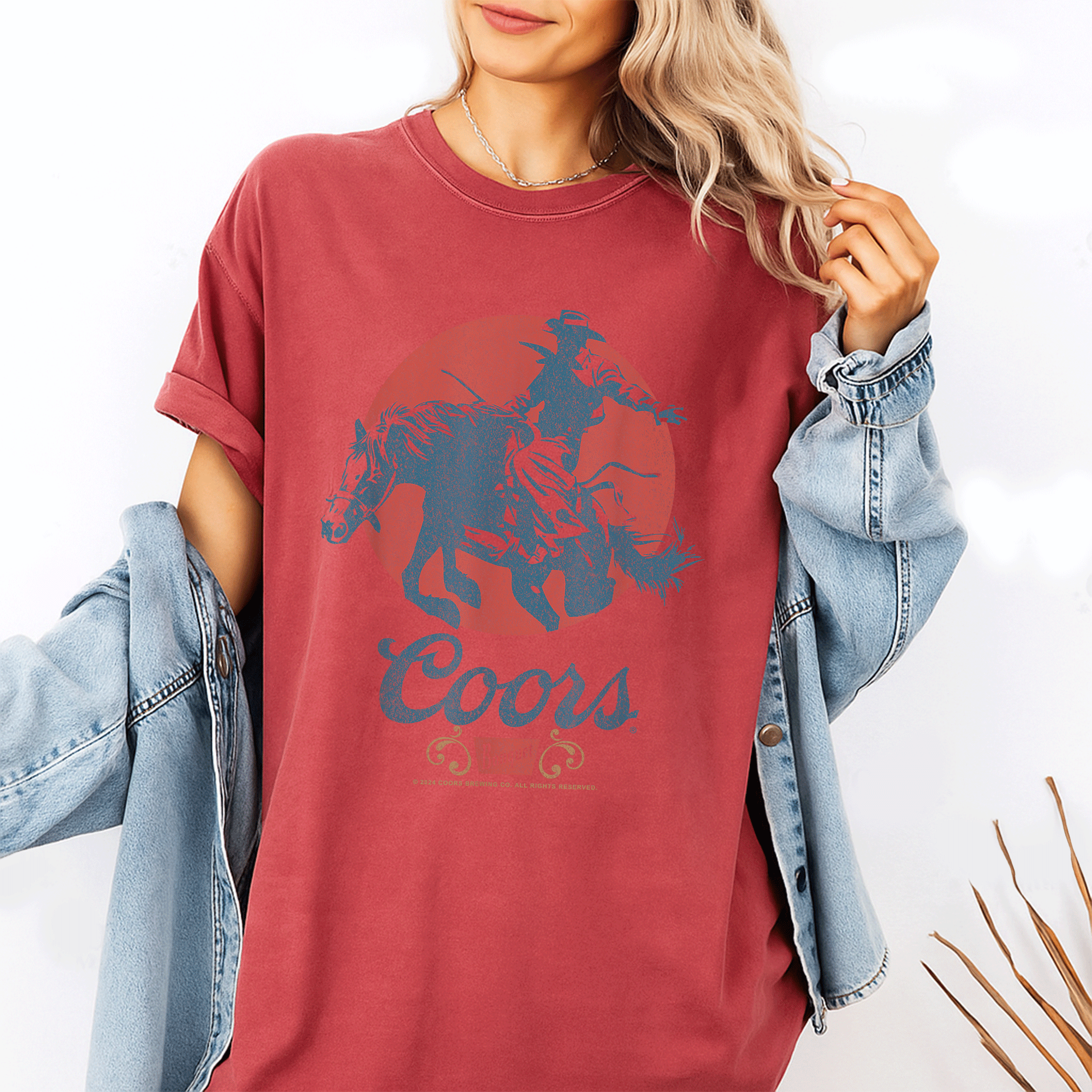 Coors Longhorn Banquet Vintage Rodeo Label T-Shirt - Classic Western Style with Retro Design Perfect for Rodeo Fans! - 1
