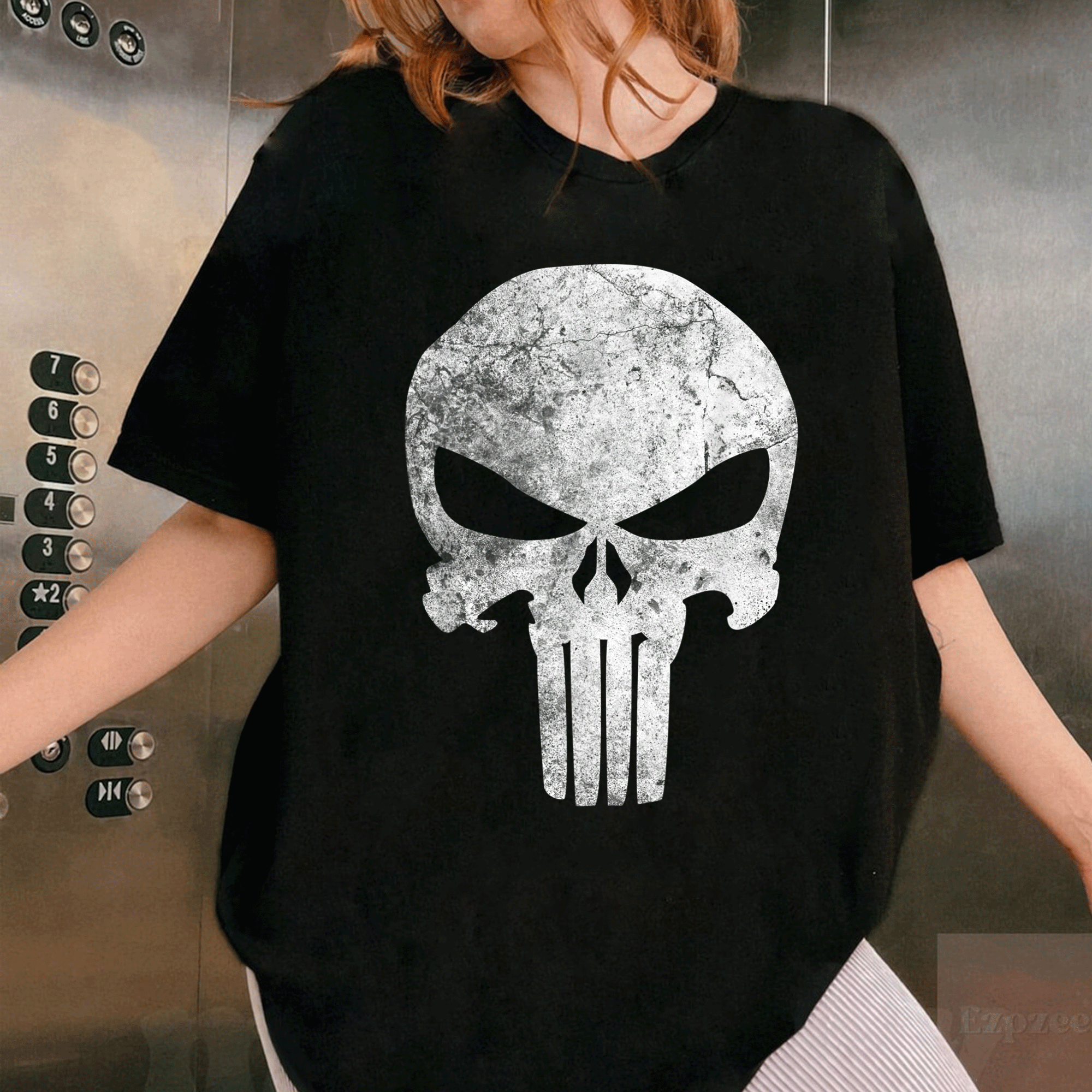 Stylish Marvel Punisher Skull Symbol Distressed Graphic T-Shirt for Fans - Perfect Gift for Comic Book Lovers and Casual Wear - 1