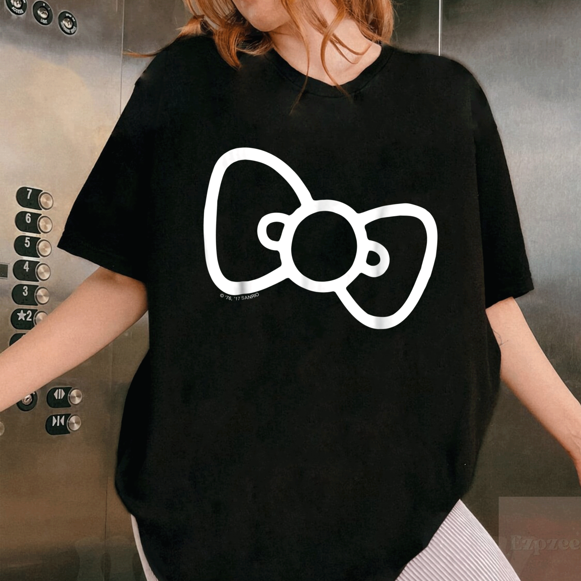 Adorable Hello Kitty Retro Bow Shirt – Vintage Style Tee for Fans of Cute and Playful Designs – Perfect for Everyday Wear! - 1