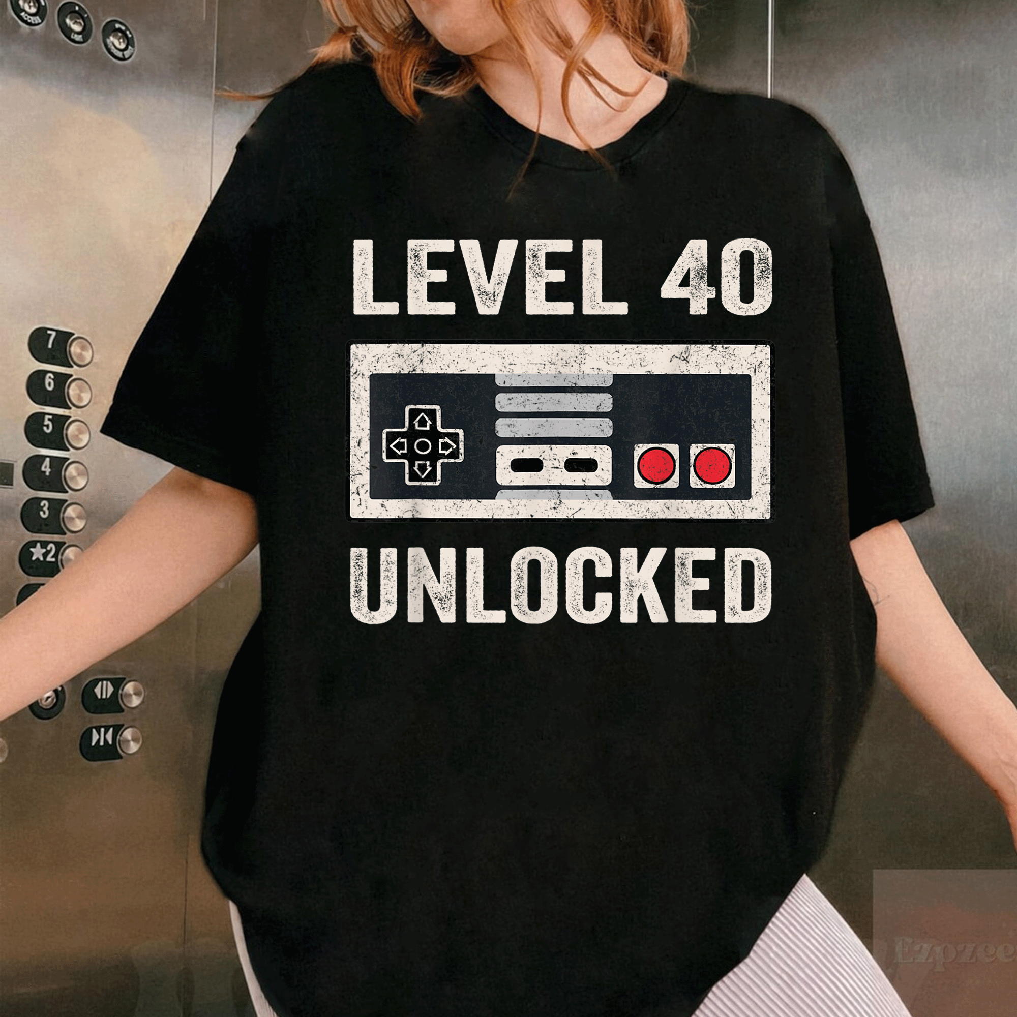 Fun Level 40 Unlocked Shirt for Video Gamers - Perfect 40th Birthday Gift T-Shirt for Gaming Enthusiasts - 1