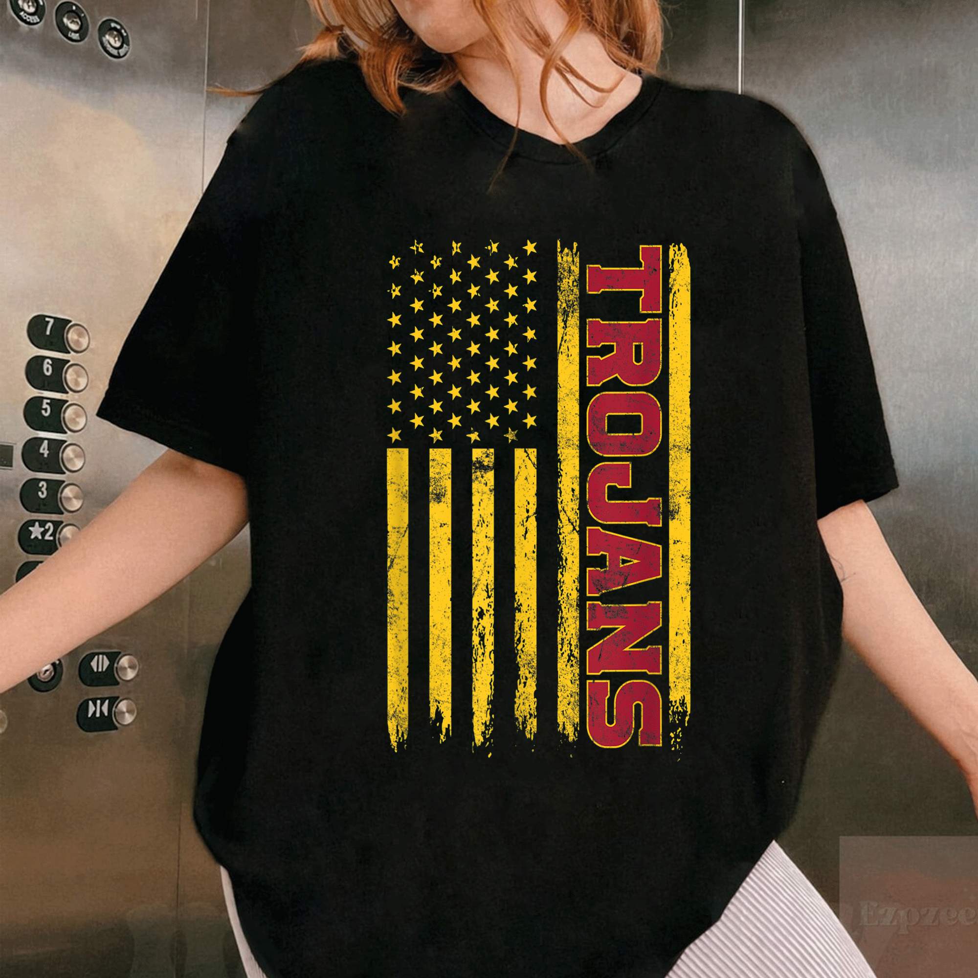 USC Trojans American Flag T-Shirt - Stylish Southern California Spirit Wear for College Fans and Alumni - 1