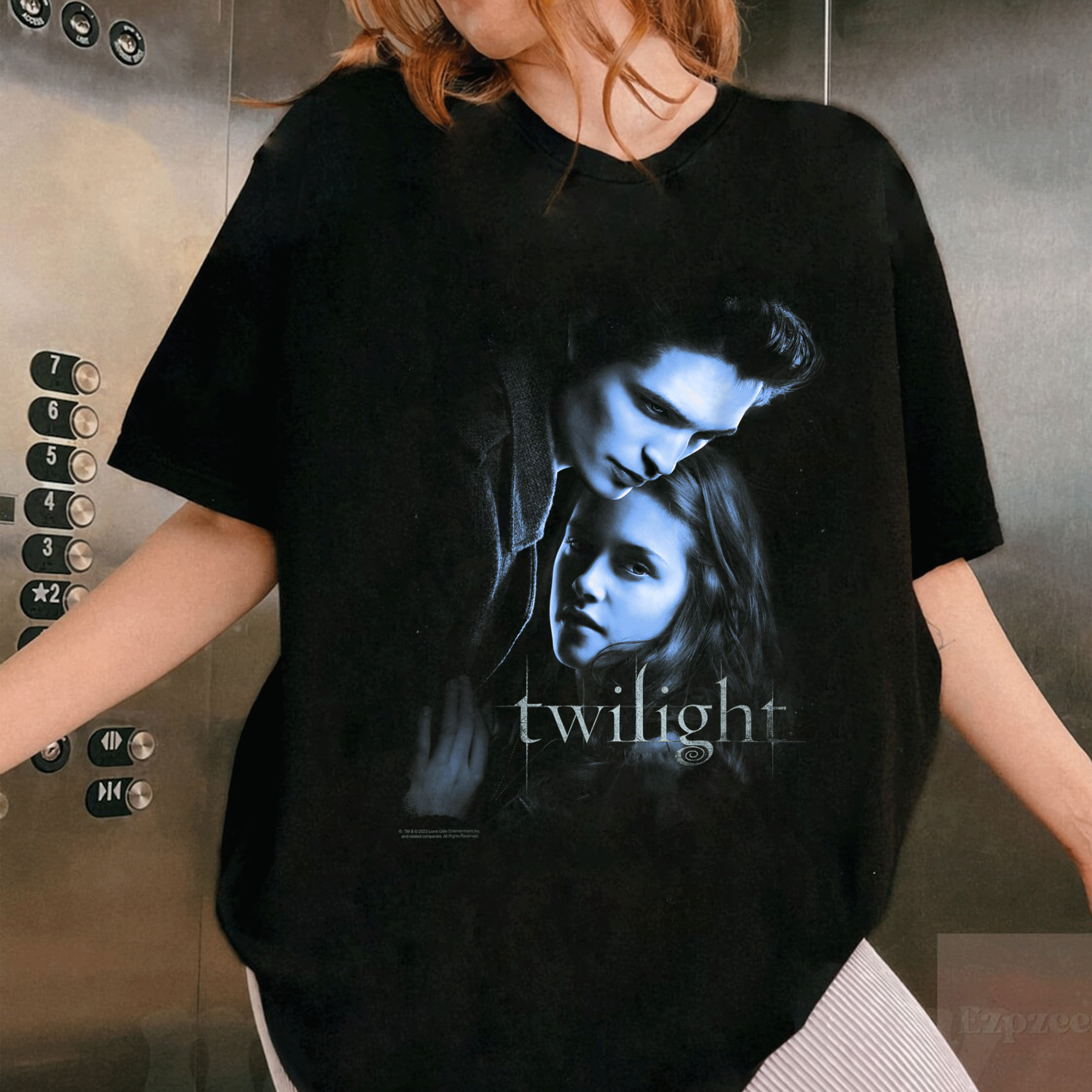 Twilight Main Poster T-Shirt Featuring Iconic Artwork - Perfect Gift for Fans of the Twilight Saga and Twilight Lovers - 1
