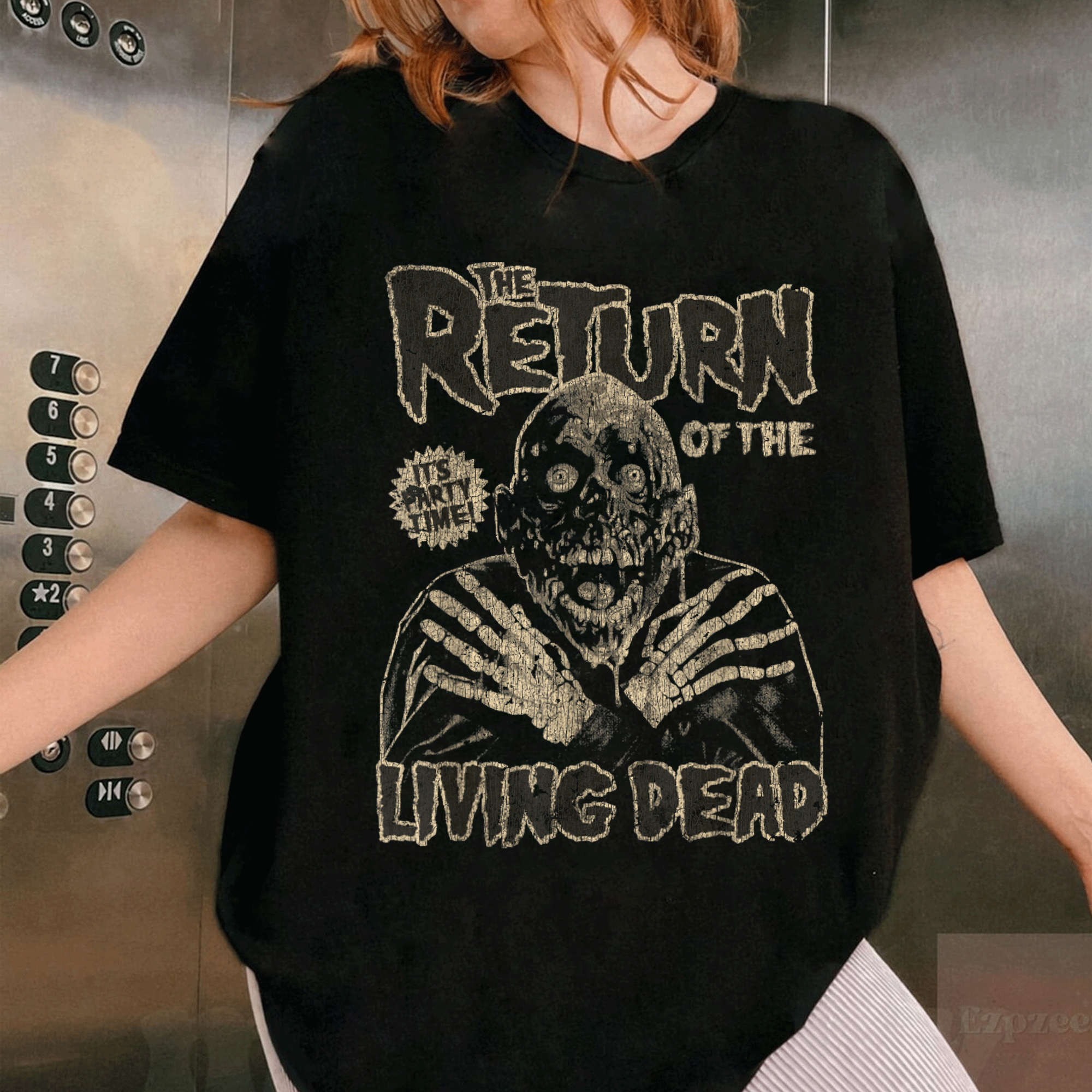 Vintage Return of the Living Dead Movie Horror Fans T-Shirt Perfect for Classic Horror Lovers and Retro Style Enthusiasts - 1