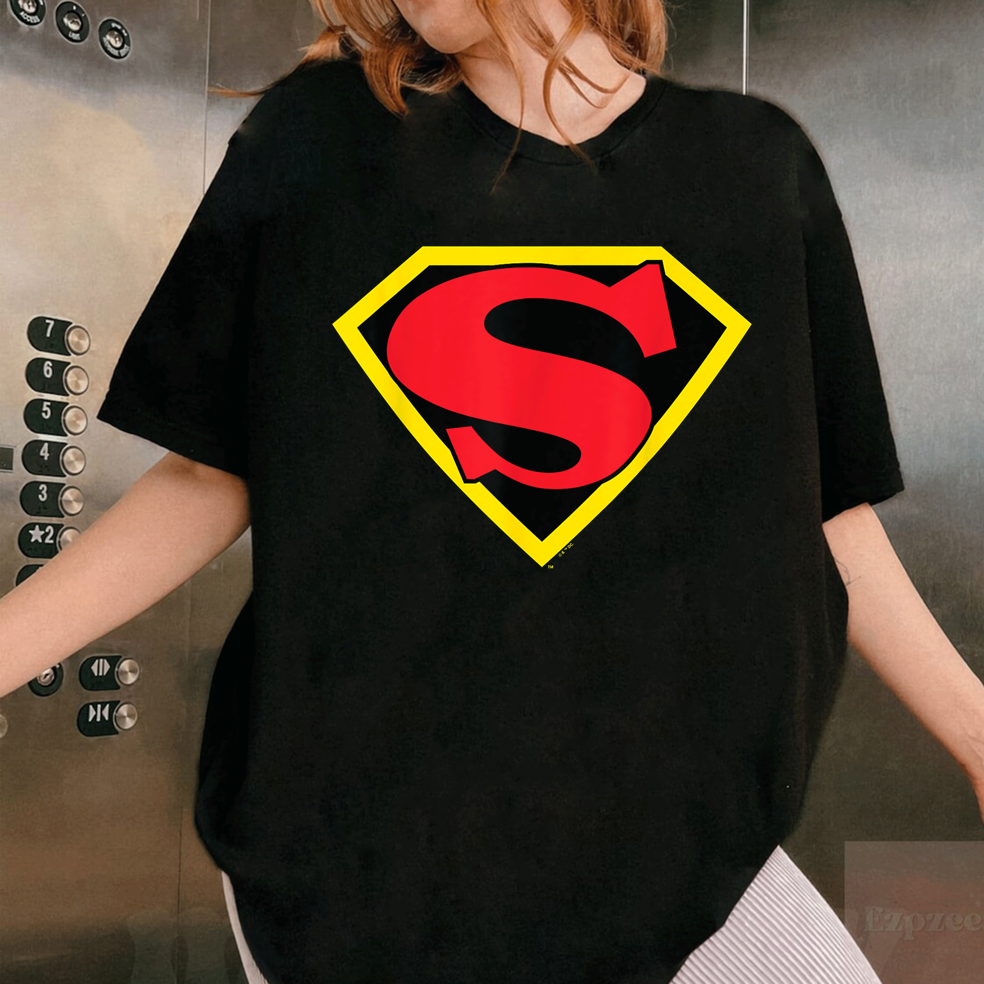 Superman Shield 1941 Vintage T-Shirt for Fans, Classic Comic Style Graphic Tee, Perfect for Superhero Enthusiasts - 1