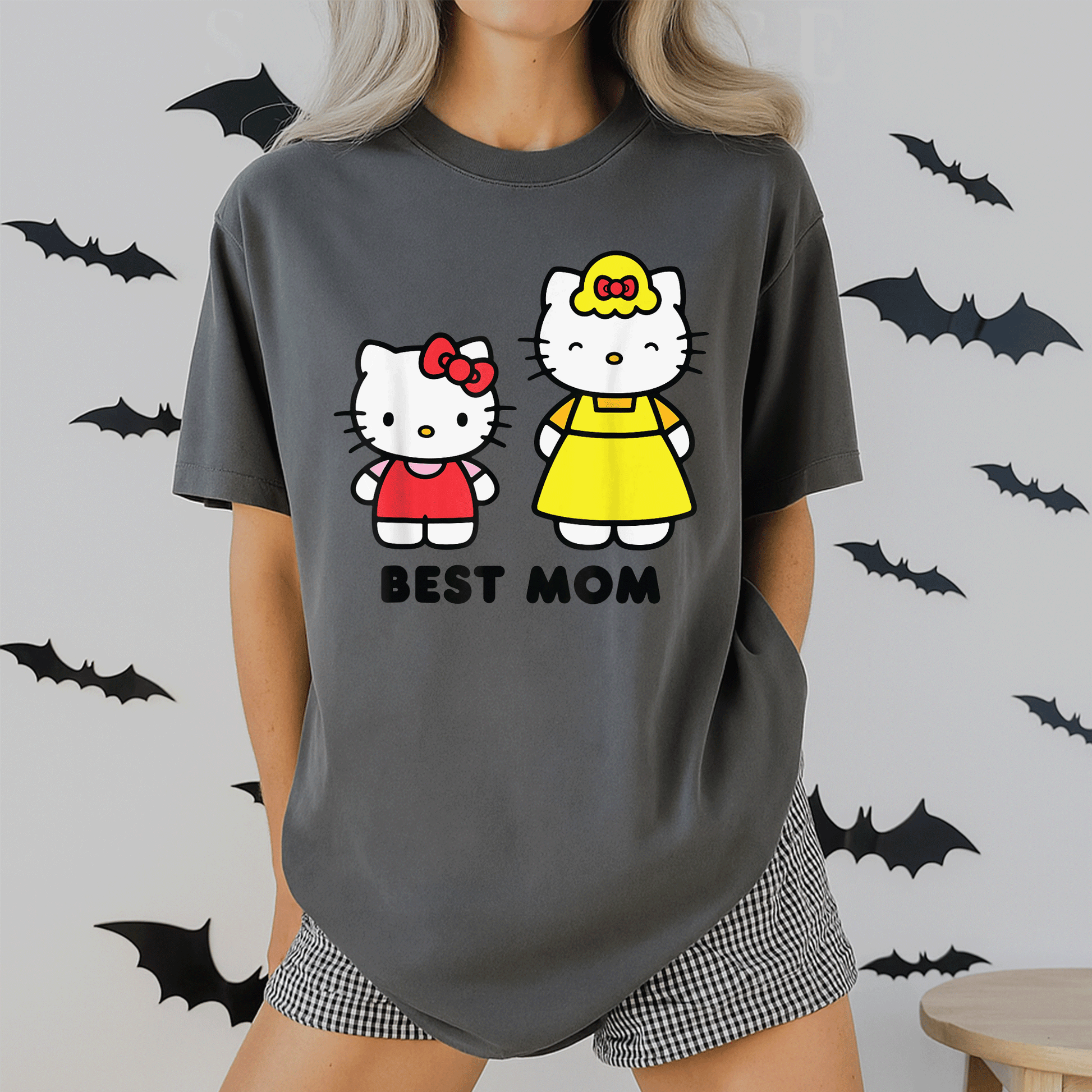Hello Kitty Best Mom Mother's Day T-Shirt Cute Graphic Tee for Moms with Adorable Hello Kitty Design and Heartwarming Message - 2