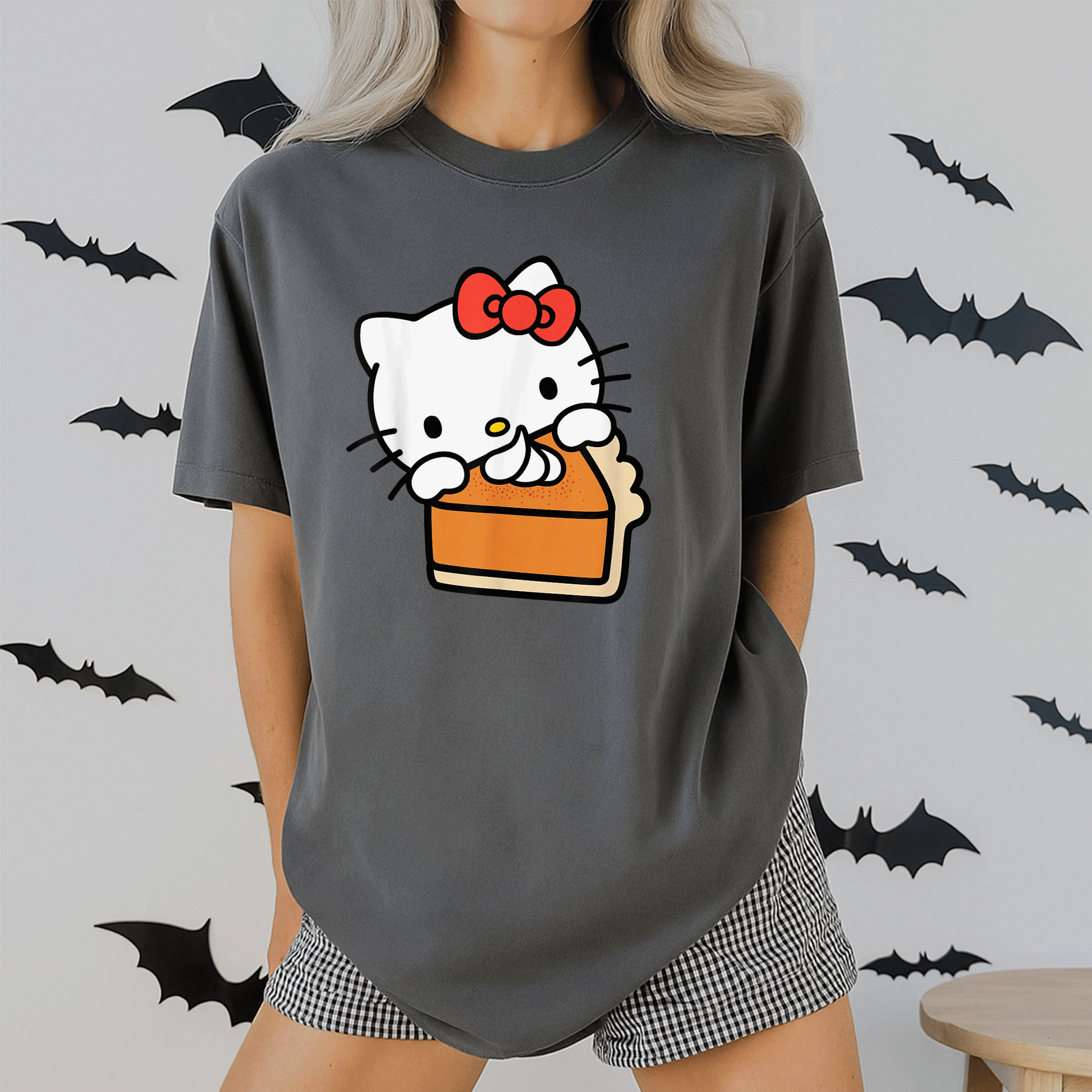 Hello Kitty Pumpkin Pie T-Shirt Adorable Fall Fashion for Cat Lovers Cute Graphic Tee Perfect for Halloween and Thanksgiving Celebrations - 2