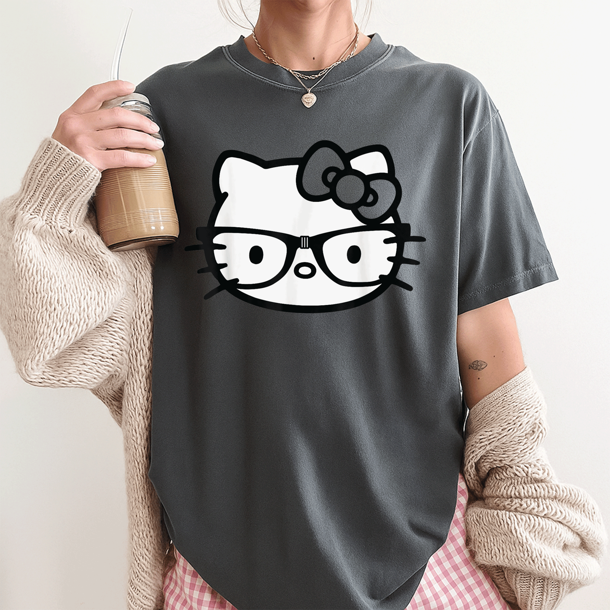 Hello Kitty Black and White Nerd Glasses T-Shirt for Cute Fashion Lovers – Stylish and Fun Graphic Tee for Everyday Wear - 3