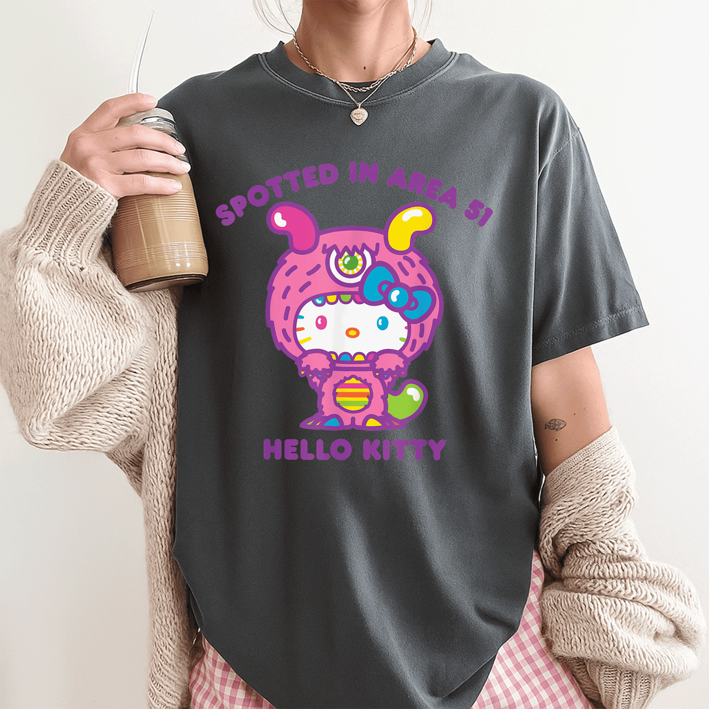 Cute Hello Kitty Spotted in Area 51 Alien Sighting T-Shirt for Fun Lovers and UFO Enthusiasts - Perfect Gift Idea! - 3