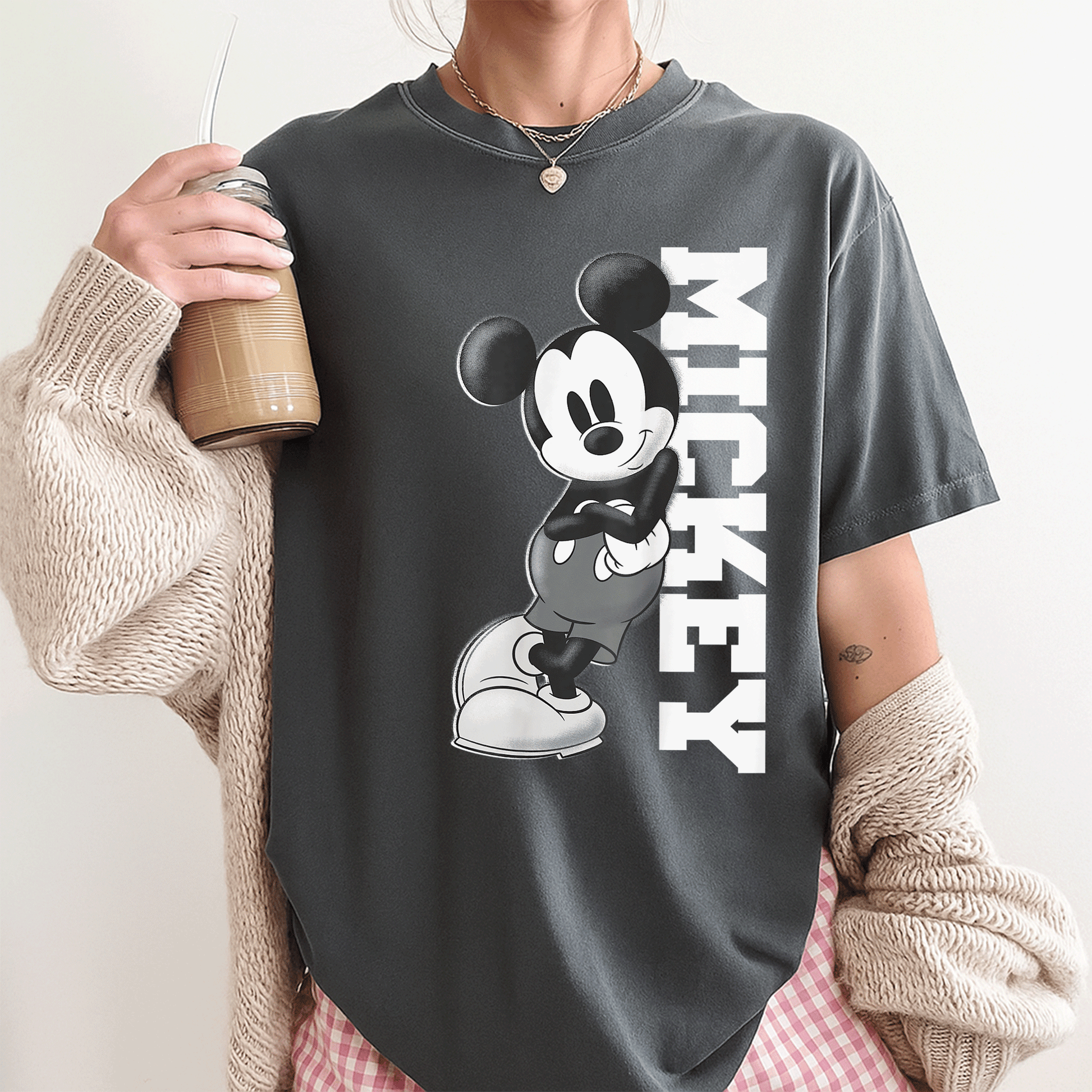 Disney Mickey And Friends Mickey Mouse Lean T-Shirt - Fun and Stylish Graphic Tee Featuring Iconic Mickey Mouse Design - 3
