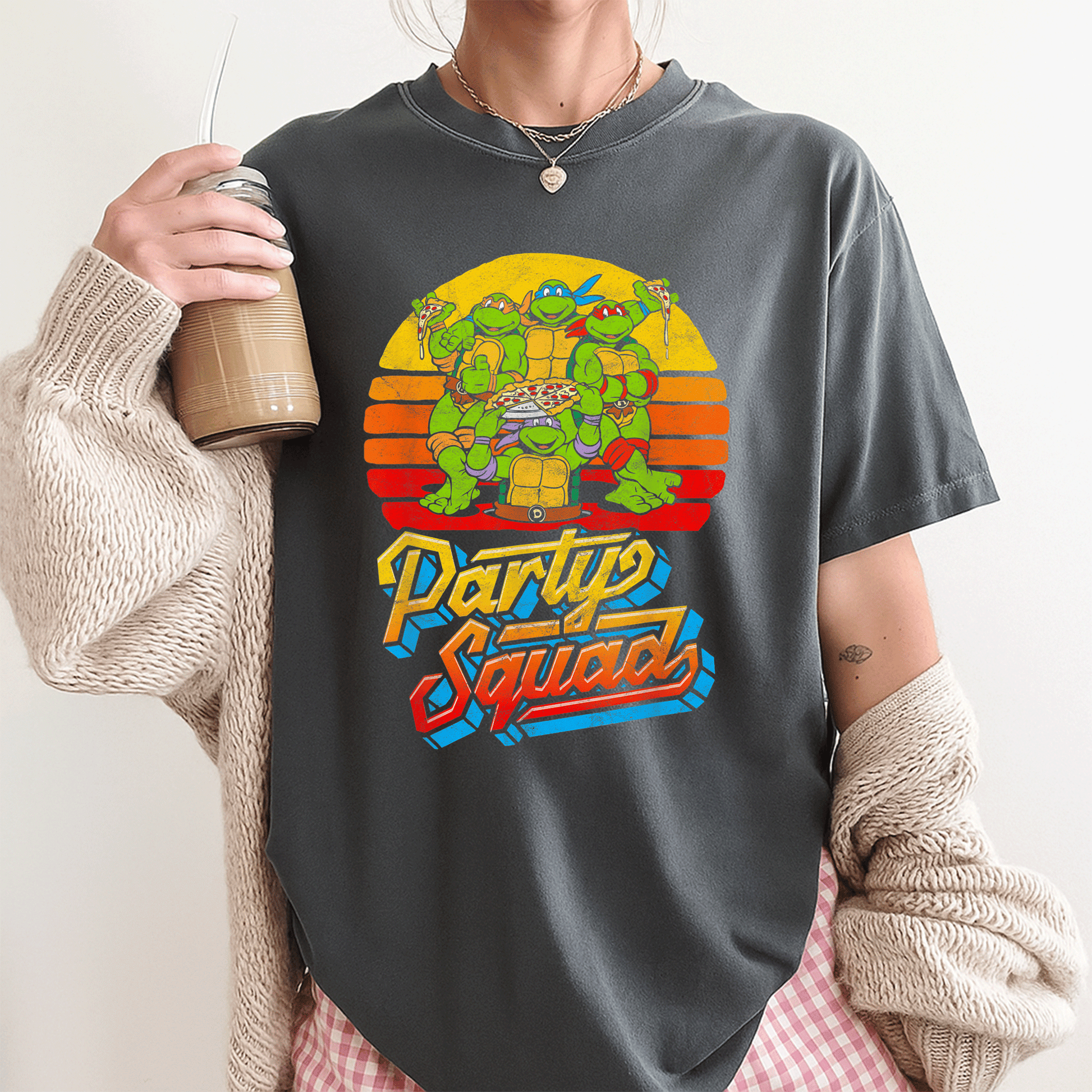 Mademark x Teenage Mutant Ninja Turtles Vintage 80s Pizza Friends Distressed T-Shirt for Fun Retro Party Vibes - 3