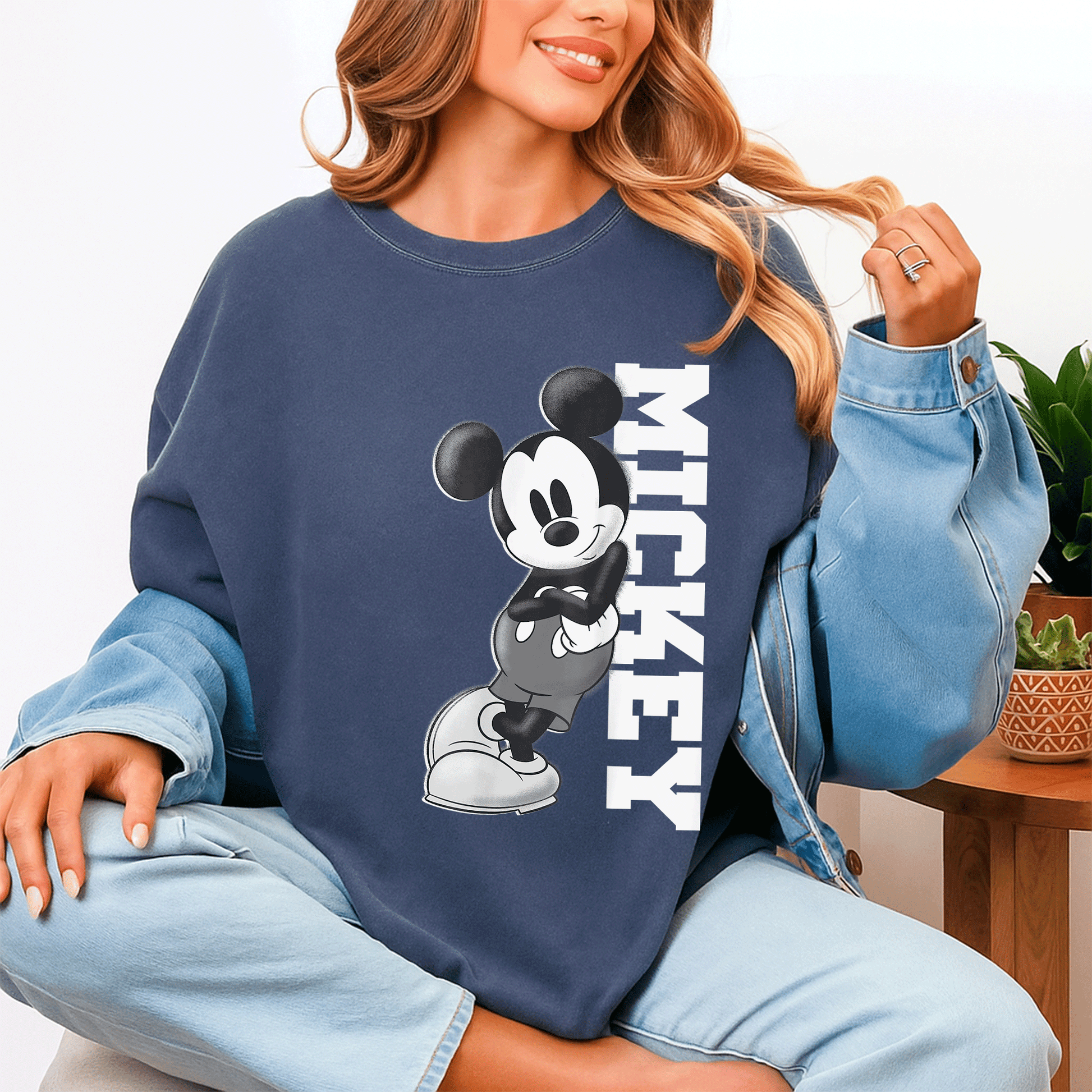 Disney Mickey And Friends Mickey Mouse Lean T-Shirt - Fun and Stylish Graphic Tee Featuring Iconic Mickey Mouse Design - 4
