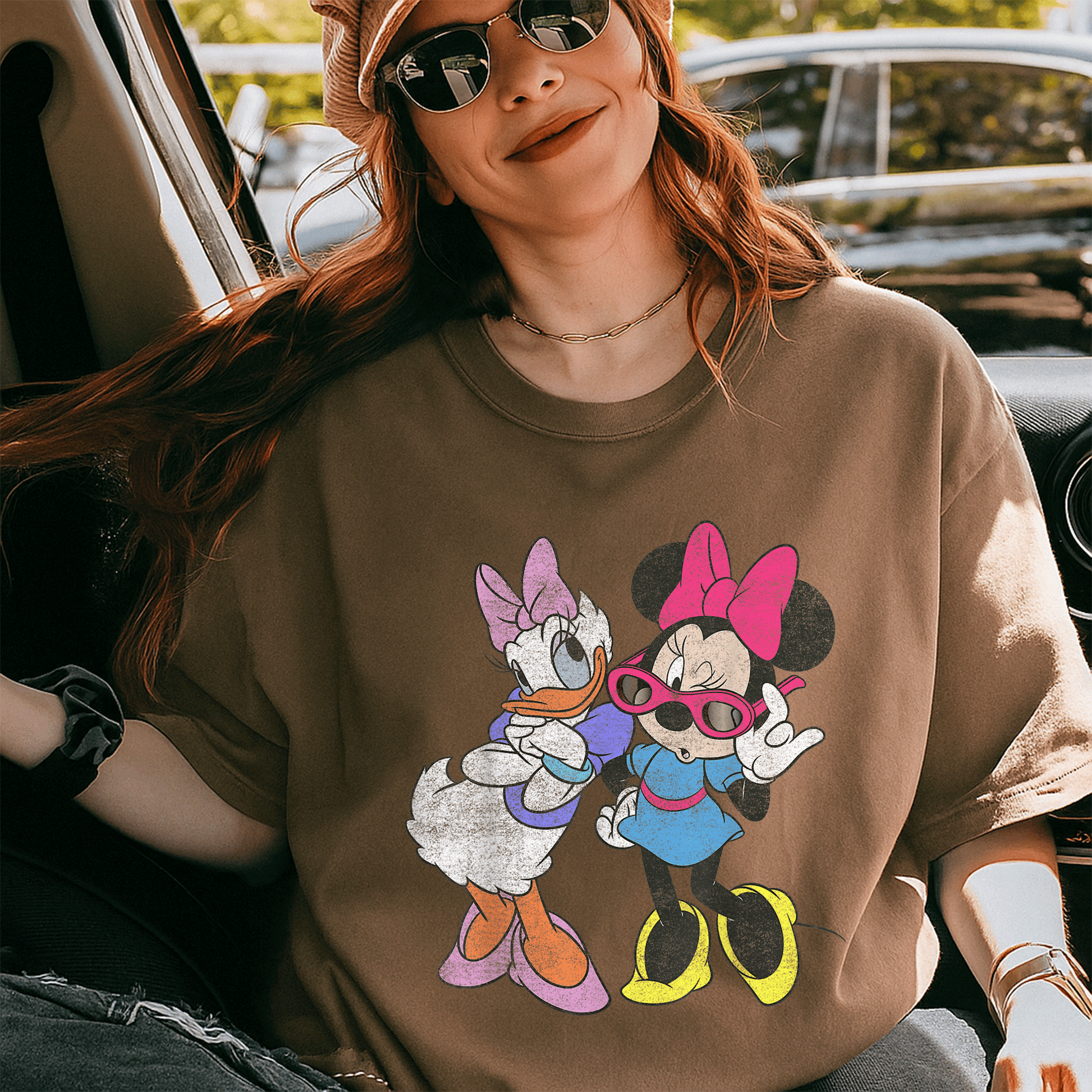 Cute Disney Mickey And Friends Daisy & Minnie Graphic Fashion T-Shirt for Women, Perfect for Casual Wear and Disney Fans - 5