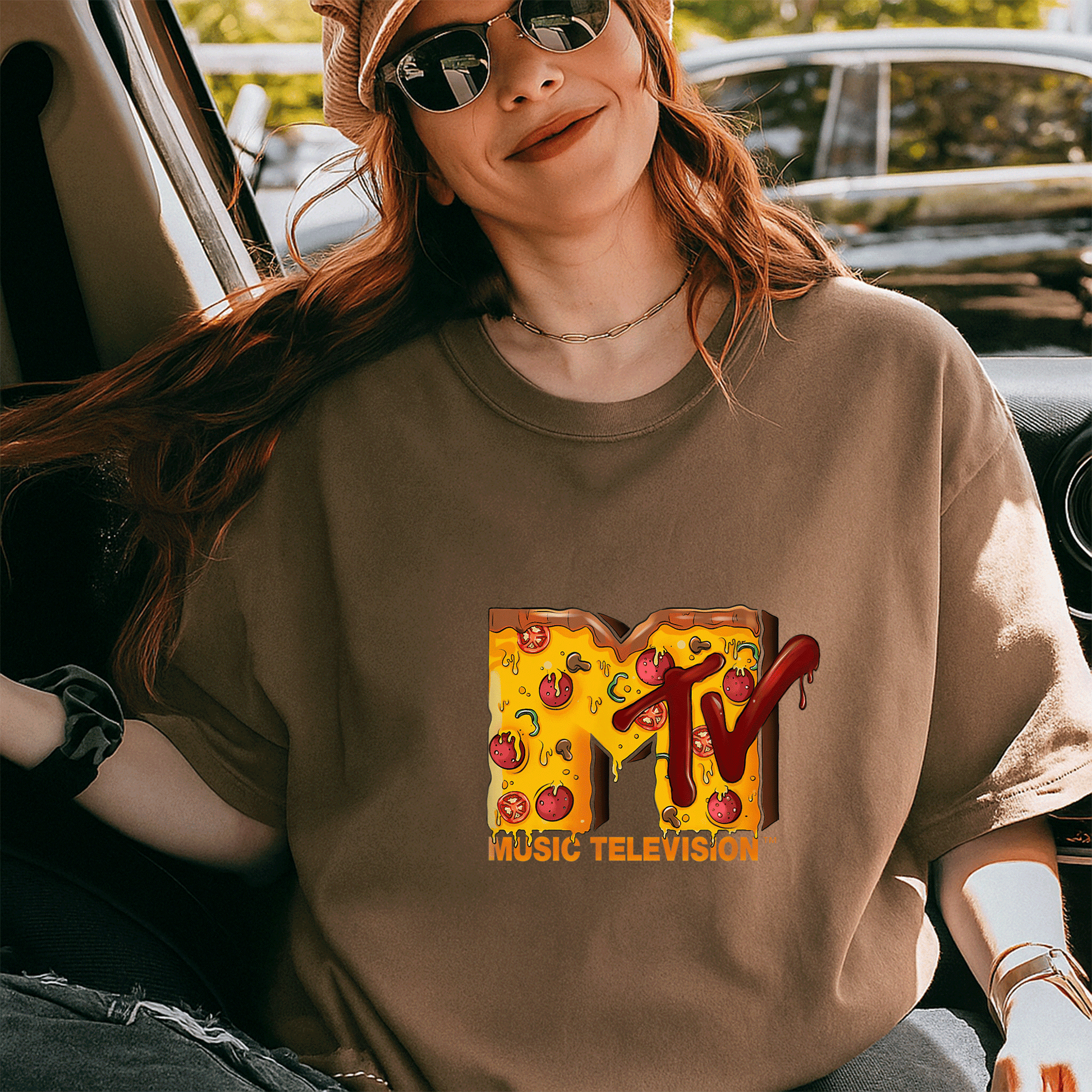 Mademark x MTV Pizza Lover T-Shirt Featuring Original MTV Logo – Perfect for Foodies and Music Fans Alike! - 5